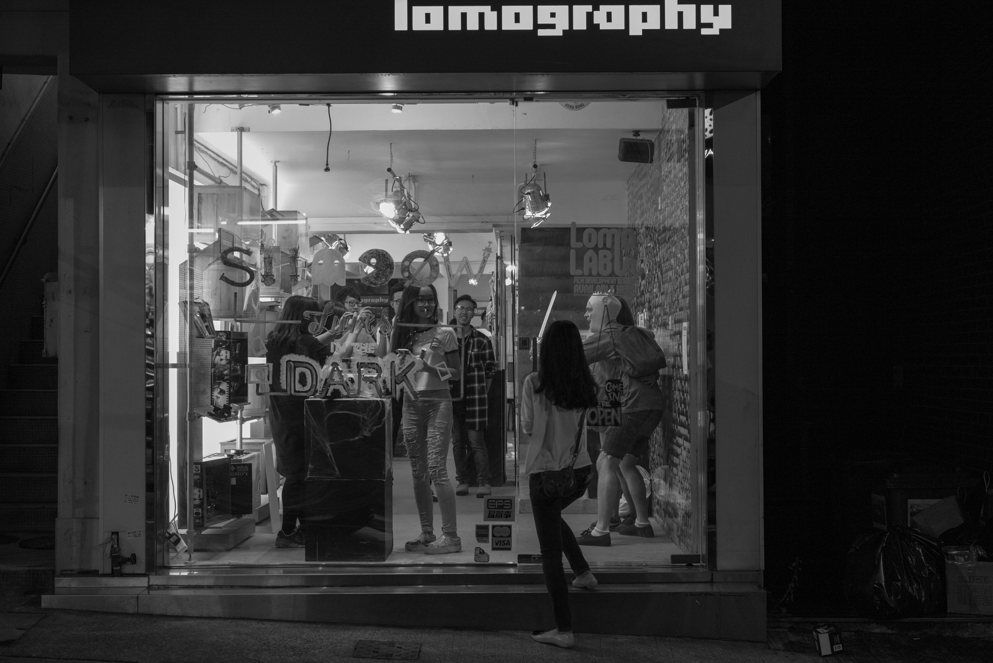 Leica APO-Summicron-M 50mm F2 ASPH sample photo. From outside the window photography