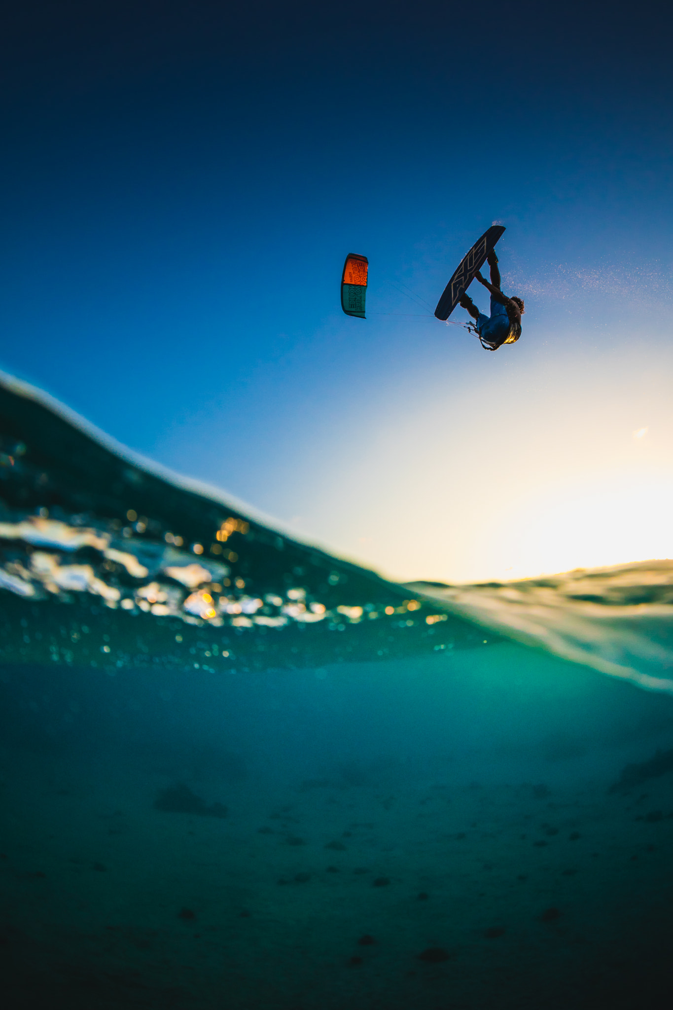 Canon EF 8-15mm F4L Fisheye USM sample photo. Kiteboarding in bonaire photography