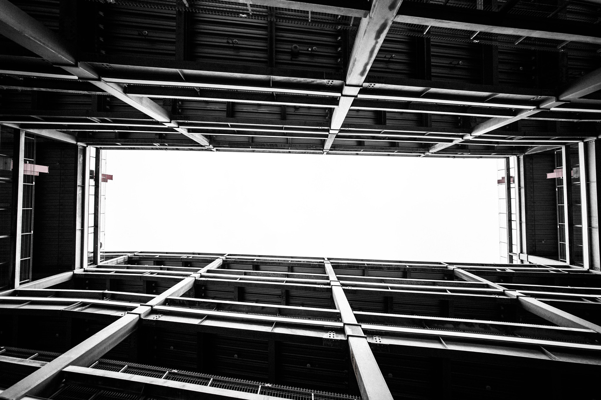 Sigma 12-24mm F4.5-5.6 II DG HSM sample photo. Look up photography