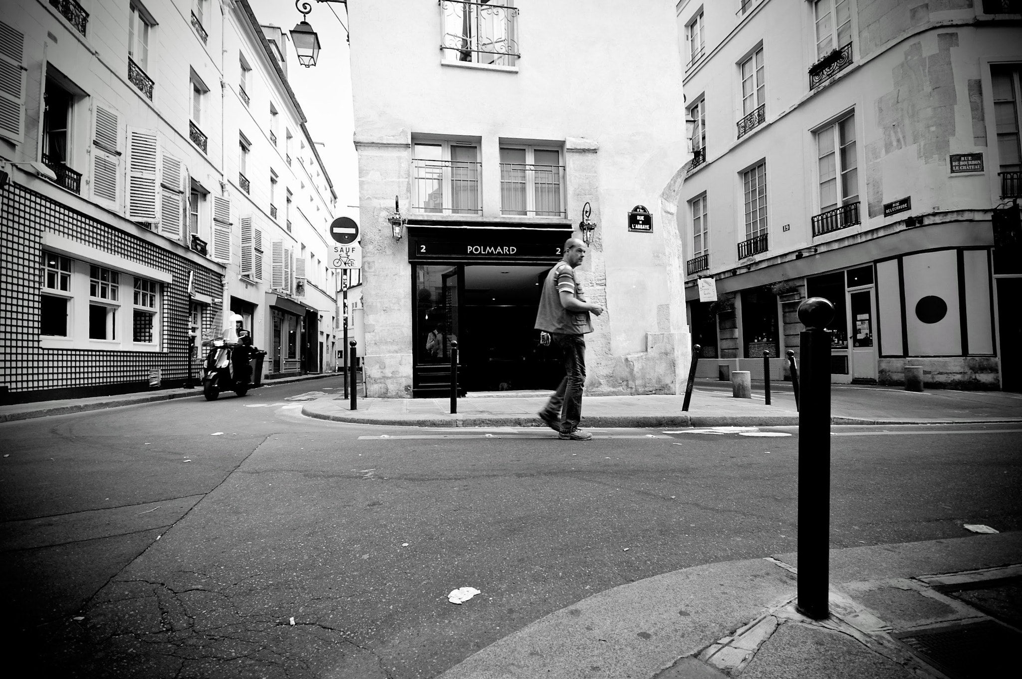 Pentax K10D sample photo. My photo walk paris photography