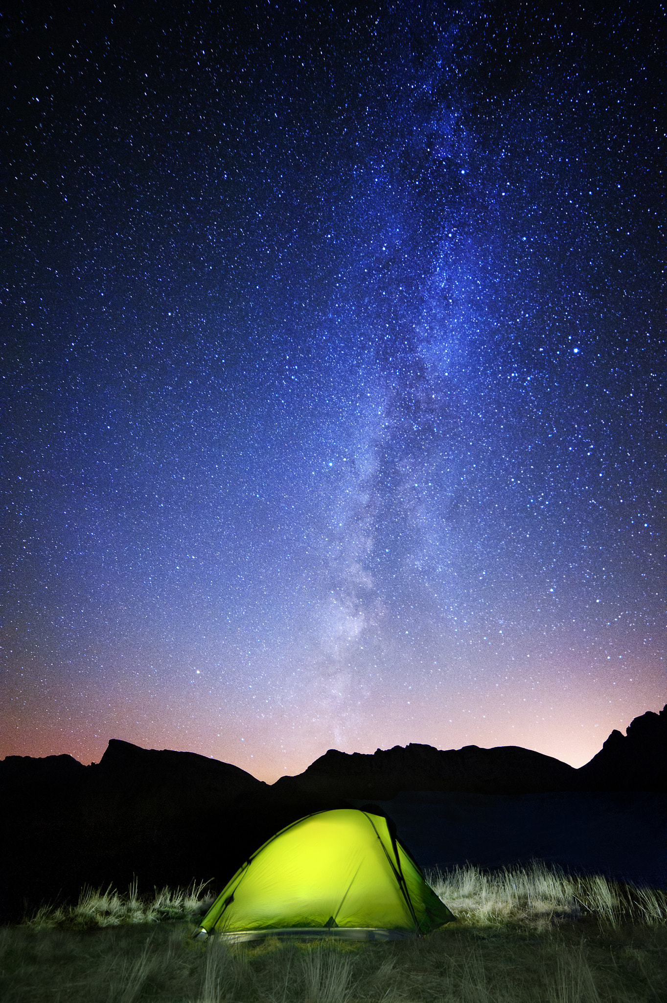 Samyang 14mm F2.8 ED AS IF UMC sample photo. Milky way over the pyrenees photography