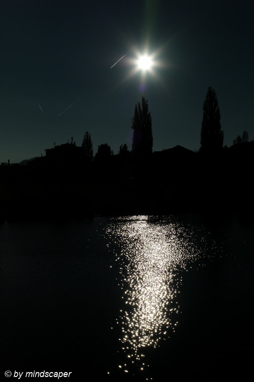 Leica M9 + Tri-Elmar-M 28-35-50mm f/4 ASPH. sample photo. Reflections of the afternoon sun at the pond photography