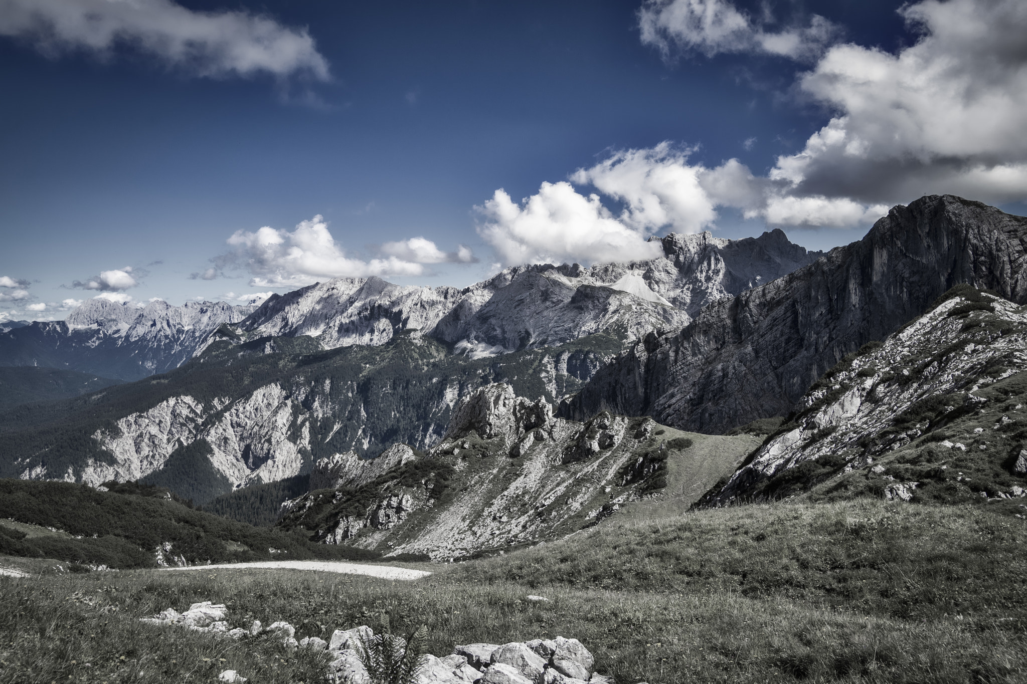 Sony a7 II + Minolta AF 17-35mm F2.8-4 (D) sample photo. Alps - germany photography