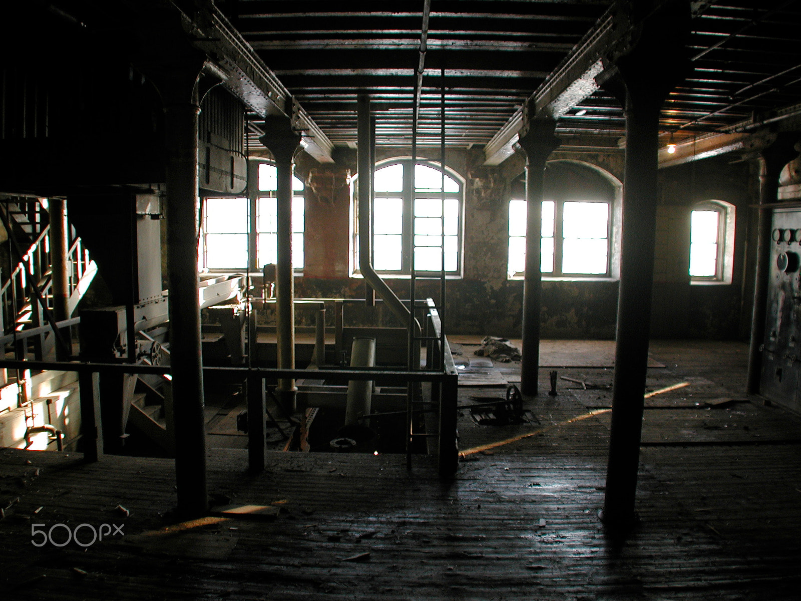 Nikon E990 sample photo. The distillery historic district toronto photography