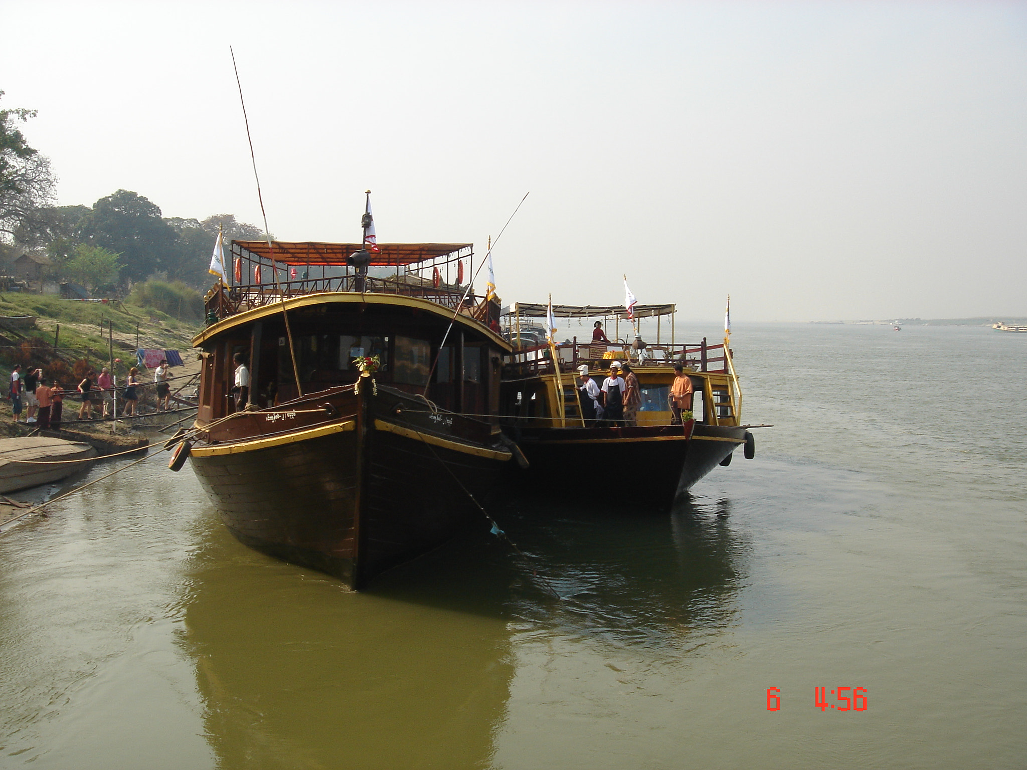 Sony DSC-T3 sample photo. Myanmar photography