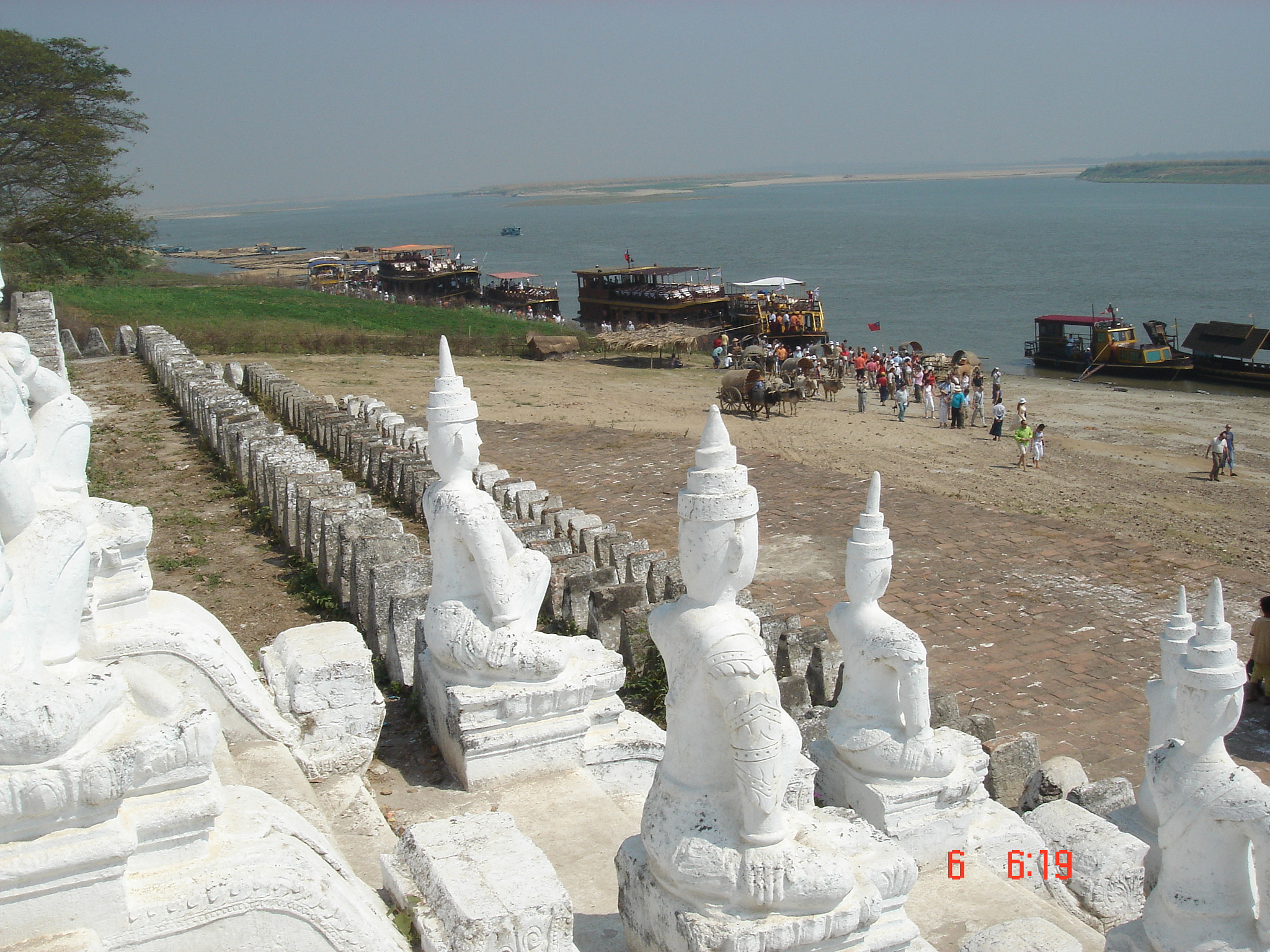 Sony DSC-T3 sample photo. Myanmar photography