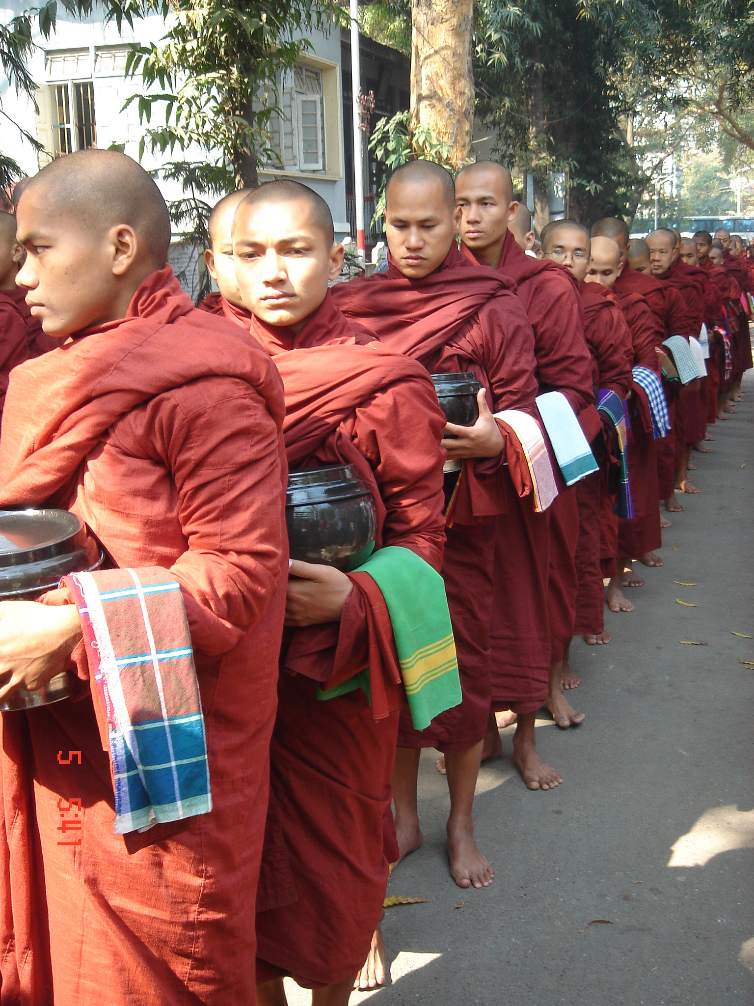 Sony DSC-T3 sample photo. Myanmar photography