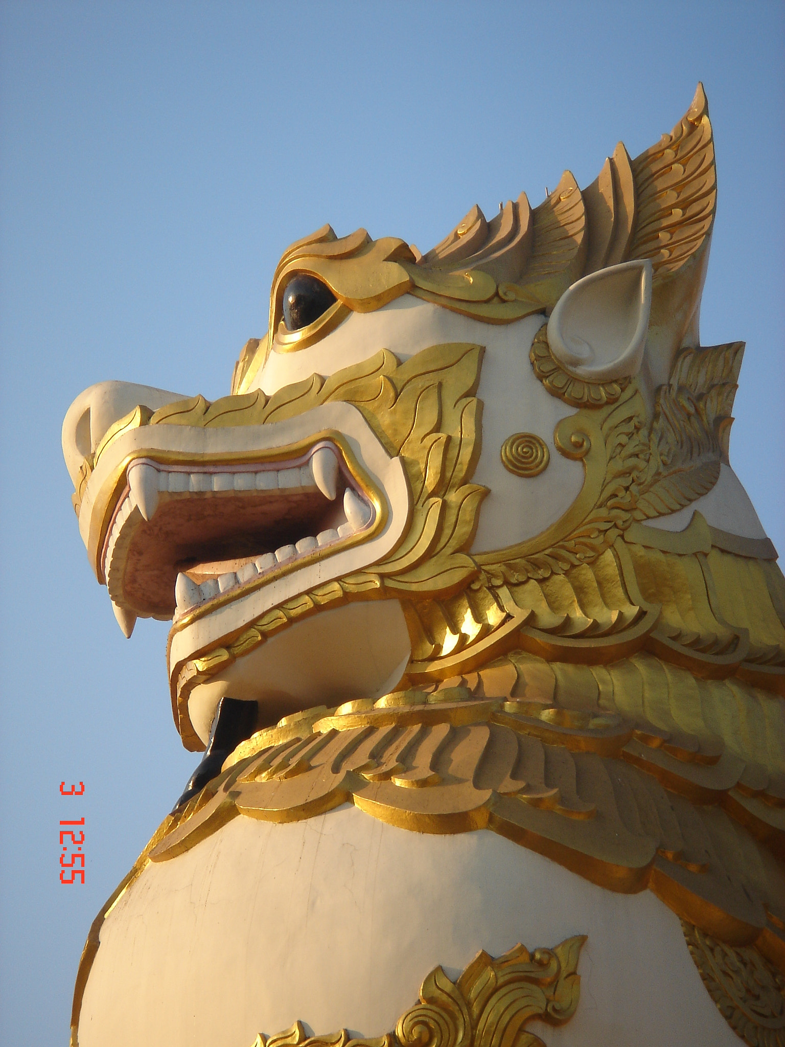 Sony DSC-T3 sample photo. Myanmar photography