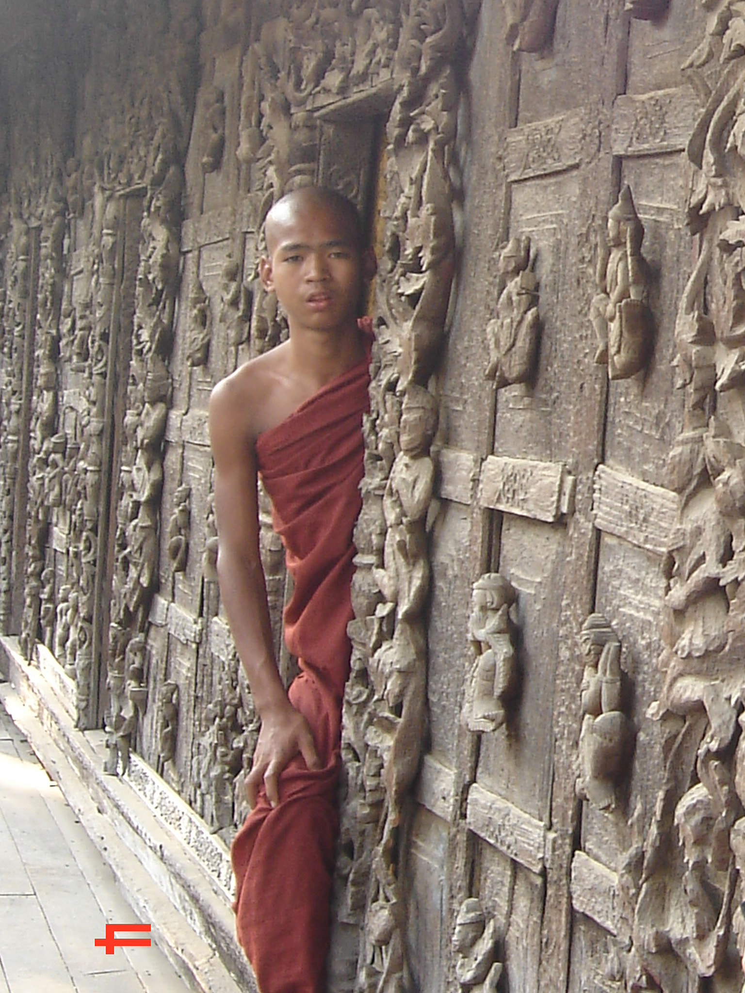 Sony DSC-T3 sample photo. Myanmar photography
