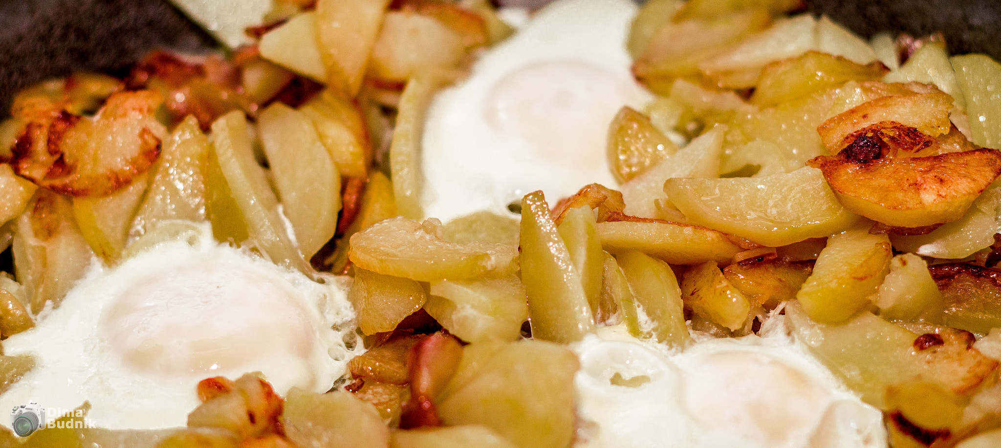 Pentax K-S2 + Pentax smc DA 50mm F1.8 sample photo. Potatoes fried photography