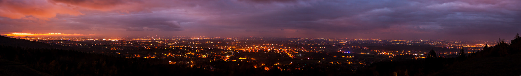 Sony Alpha DSLR-A700 sample photo. Panorama full of lights photography