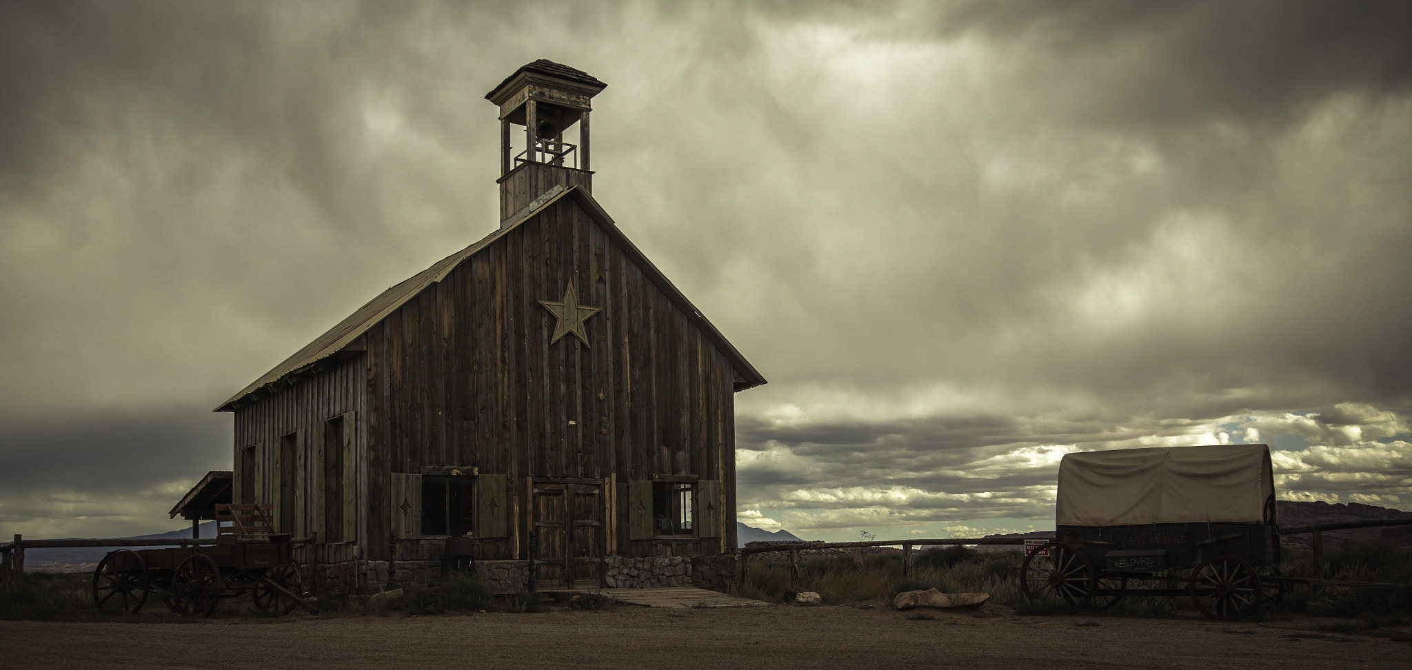 Canon EOS 70D + Sigma 12-24mm F4.5-5.6 II DG HSM sample photo. Western town photography