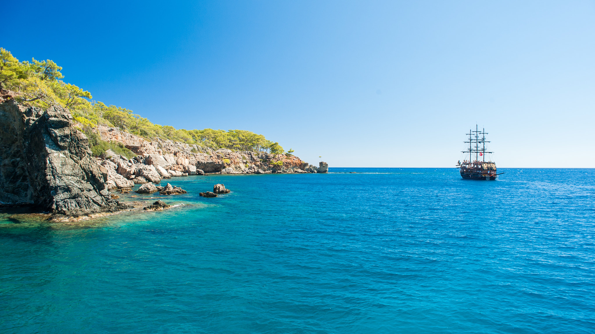 Nikon D700 + Sigma 24mm F2.8 Super Wide II Macro sample photo. Kemer photography
