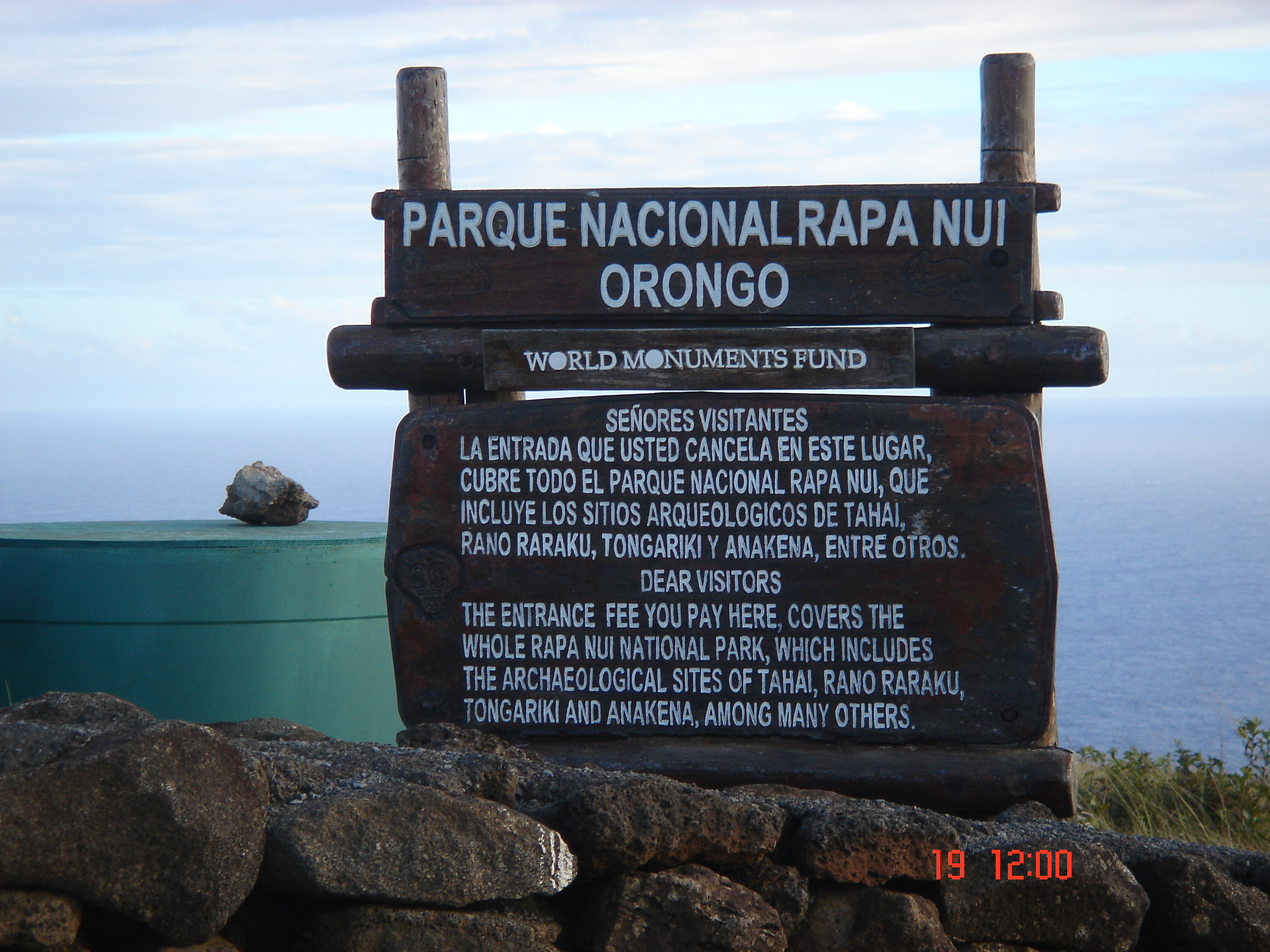 Sony DSC-T3 sample photo. Rapa nui photography