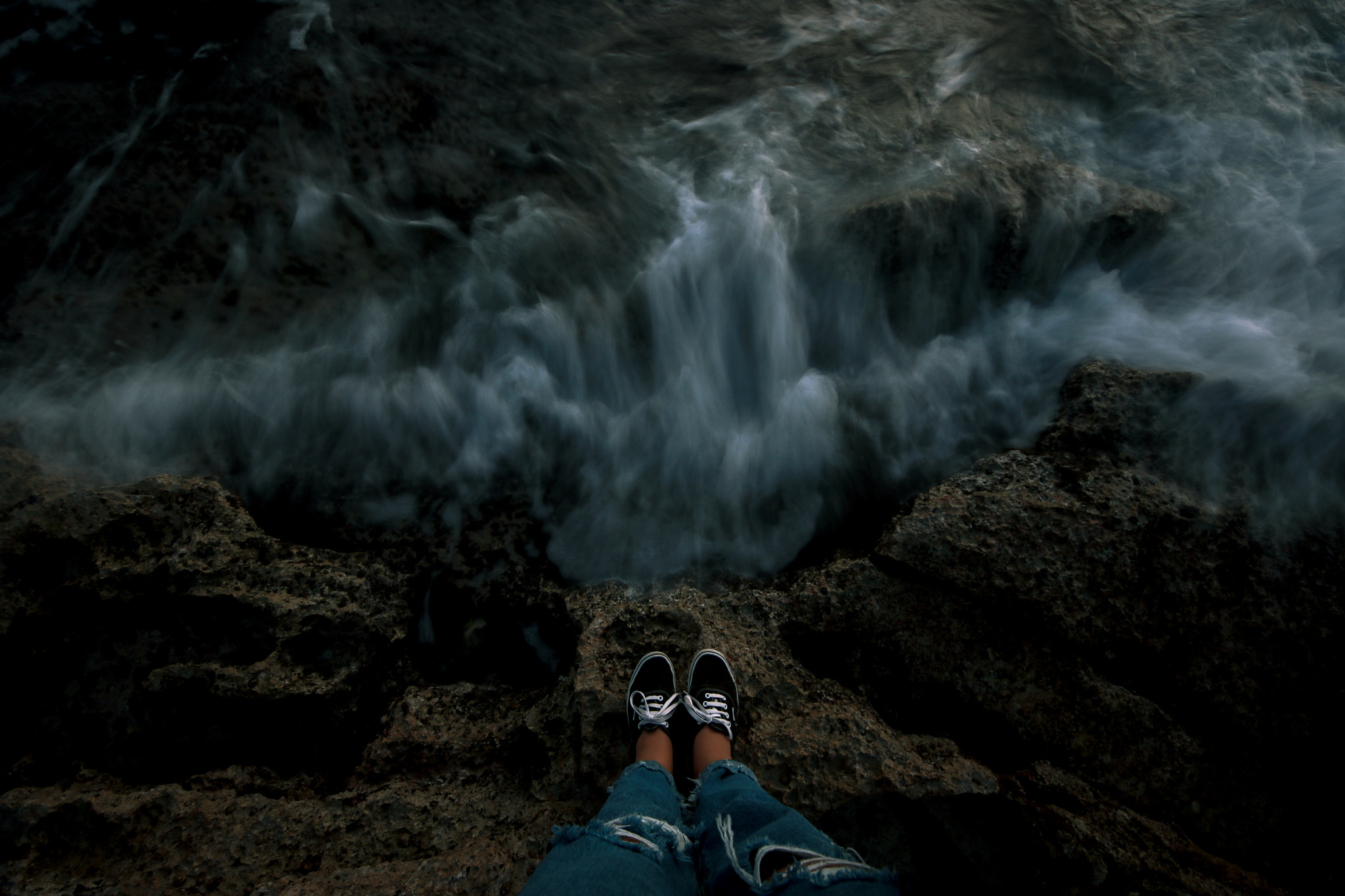 Sigma 8-16mm F4.5-5.6 DC HSM sample photo. Restless waves photography