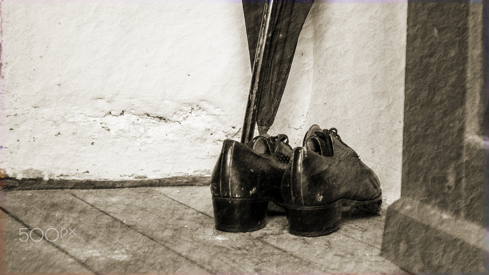 Sony DT 16-105mm F3.5-5.6 sample photo. Shoes photography