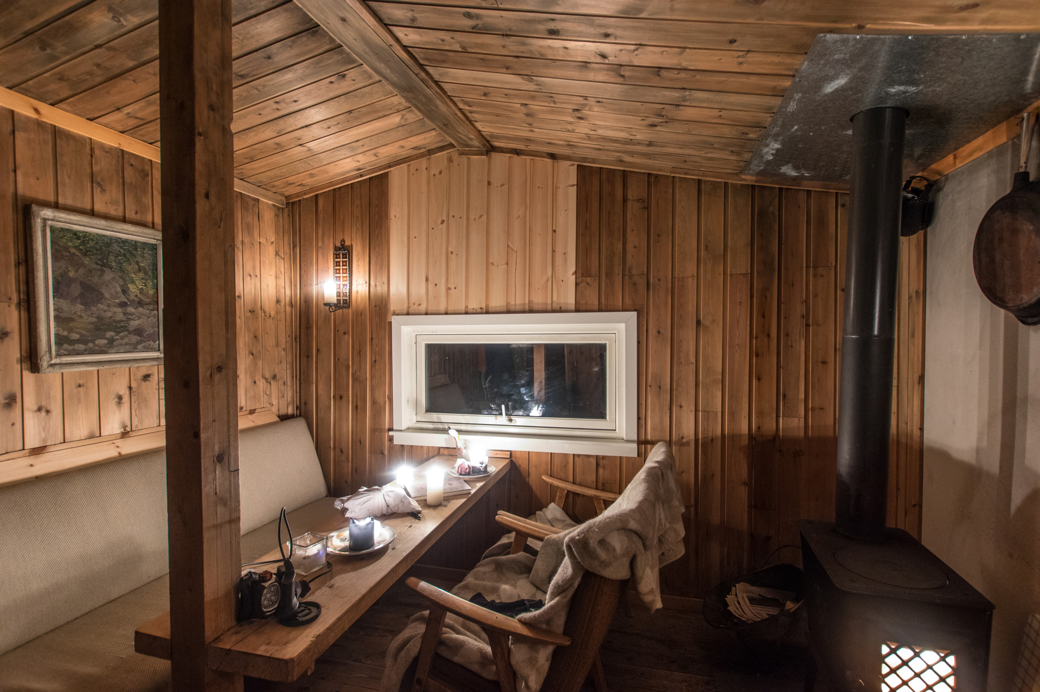 Sigma 10-20mm F3.5 EX DC HSM sample photo. Antonsverk cabin. photography