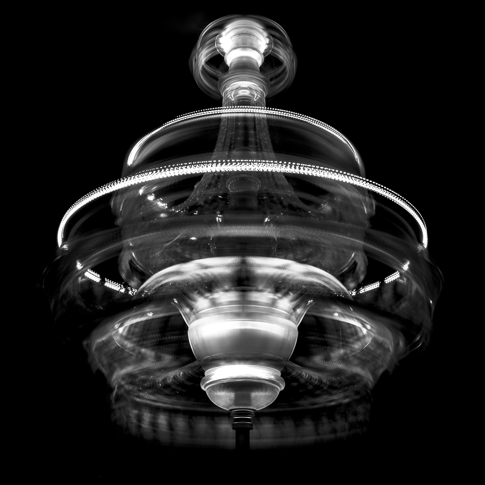 Nikon AF-S Nikkor 14-24mm F2.8G ED sample photo. "seria ludo" chandelier photography
