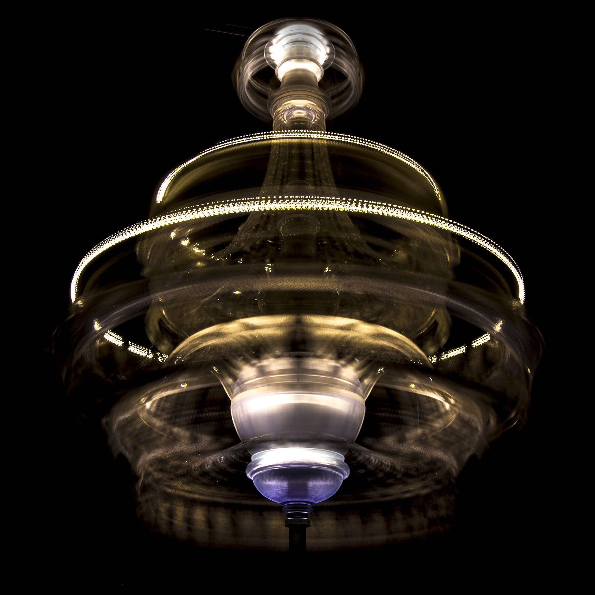 Nikon AF-S Nikkor 14-24mm F2.8G ED sample photo. "seria ludo" chandelier photography