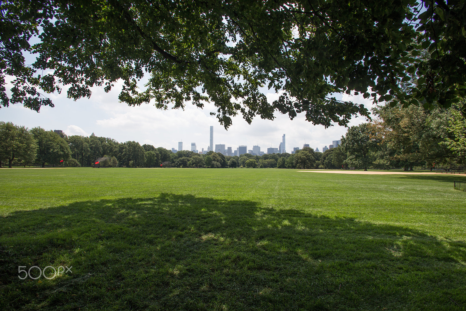 Canon EOS 6D + Canon EF 17-35mm f/2.8L sample photo. Cityscape photography