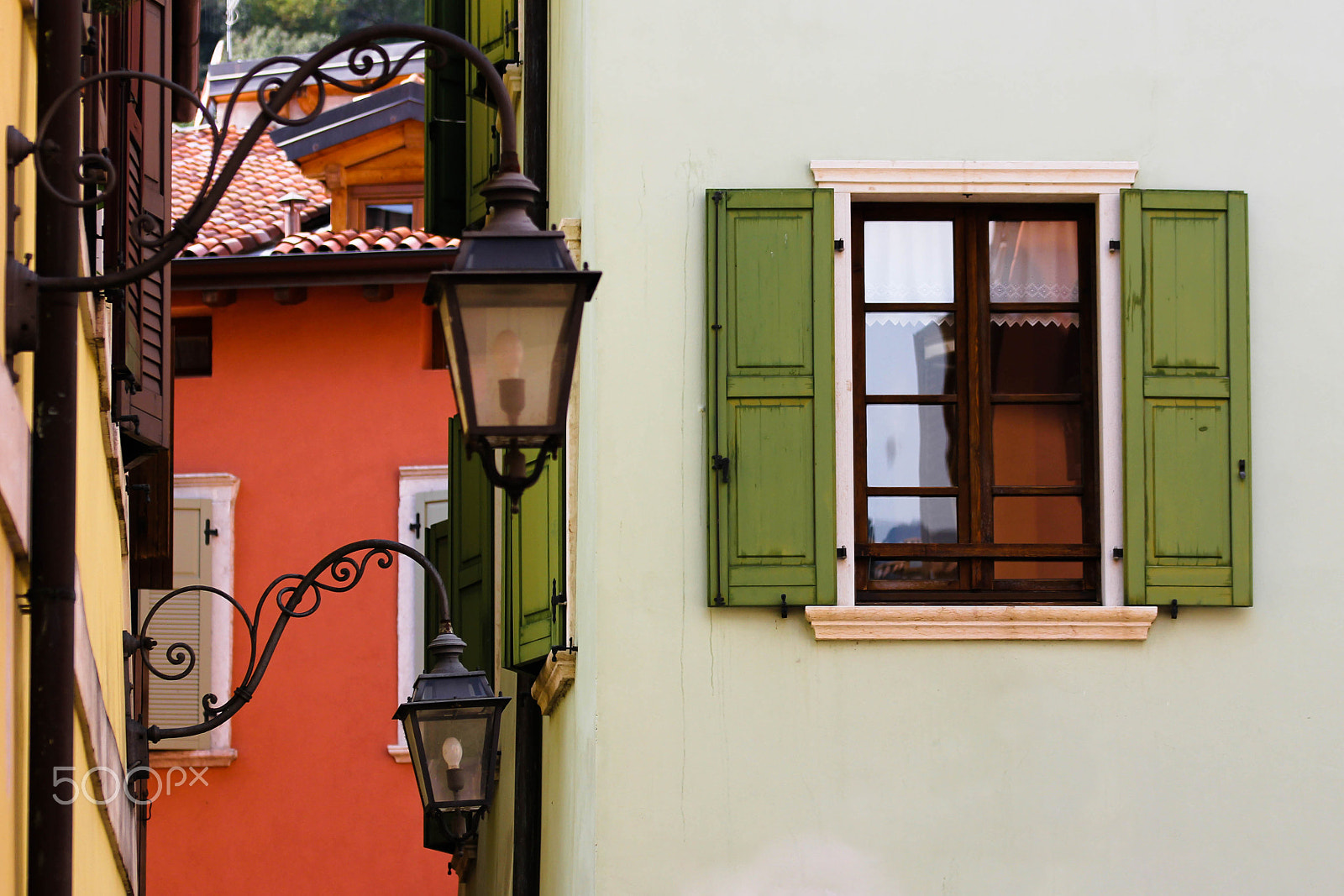 Sigma 105mm F2.8 EX DG OS HSM sample photo. Windows! photography