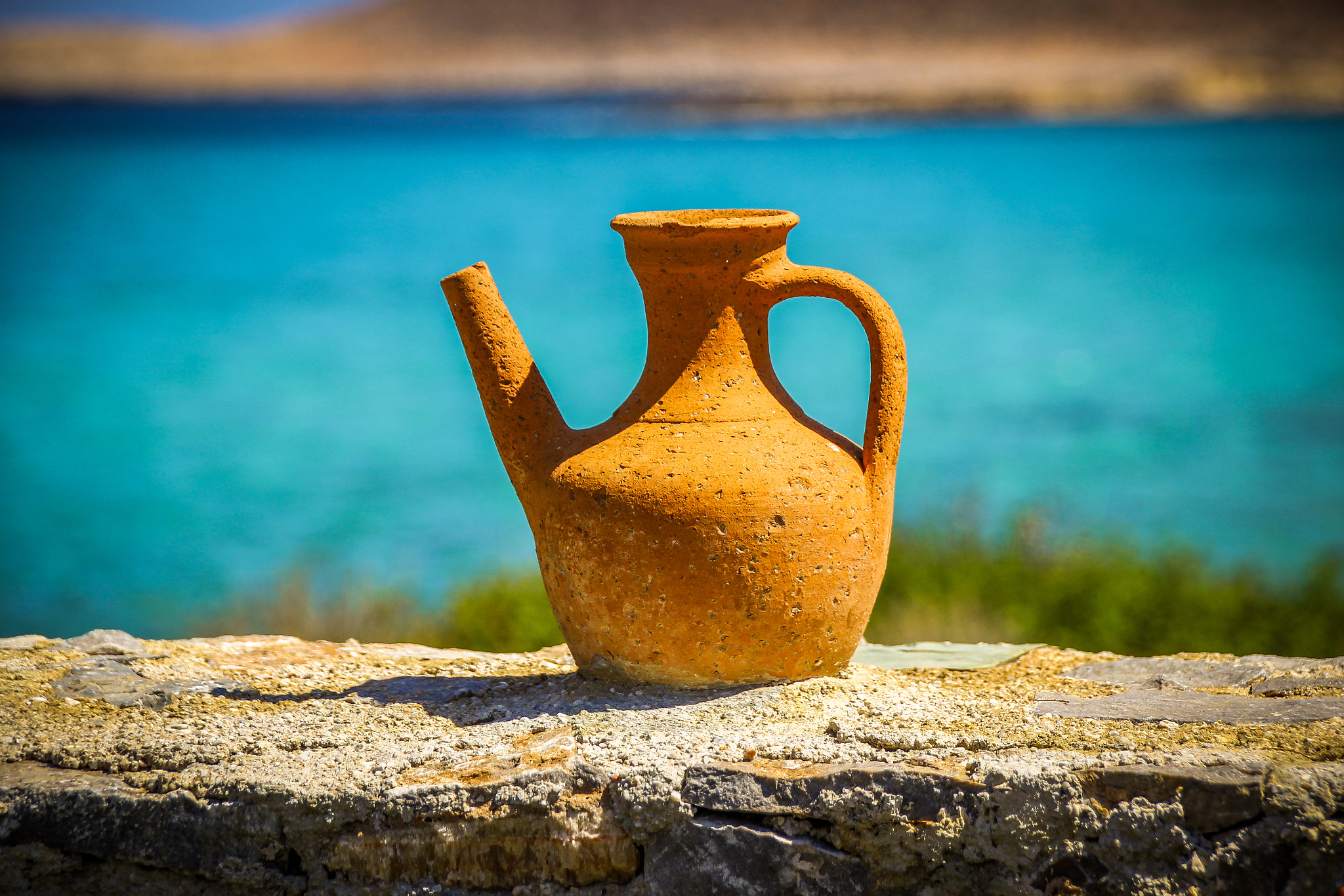Sigma 18-250mm F3.5-6.3 DC OS HSM sample photo. Cretan jug photography