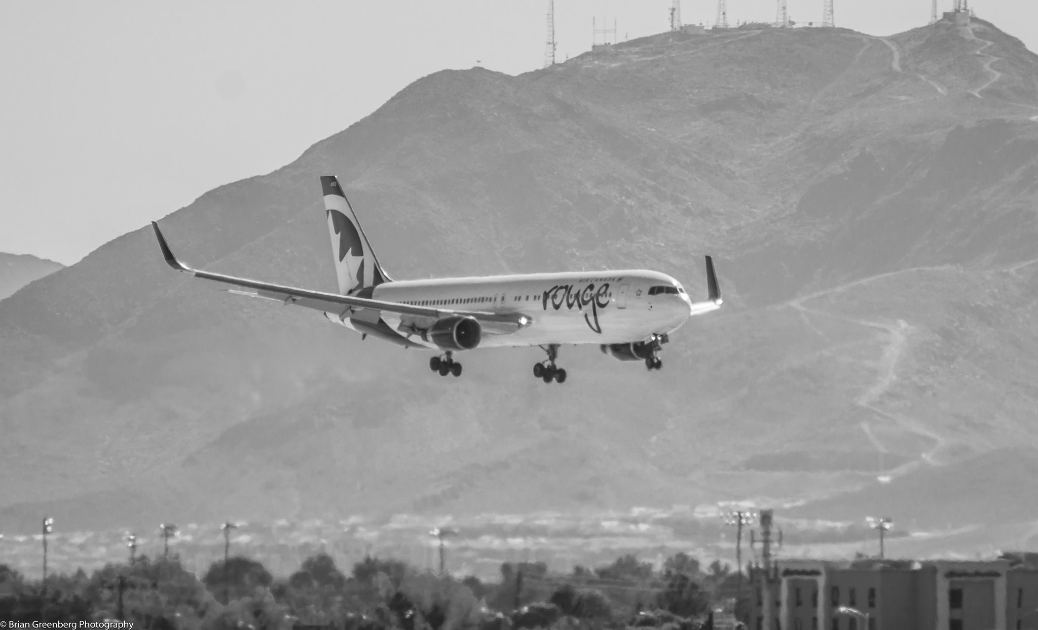 Sony 70-400mm F4-5.6 G SSM sample photo. Short final photography
