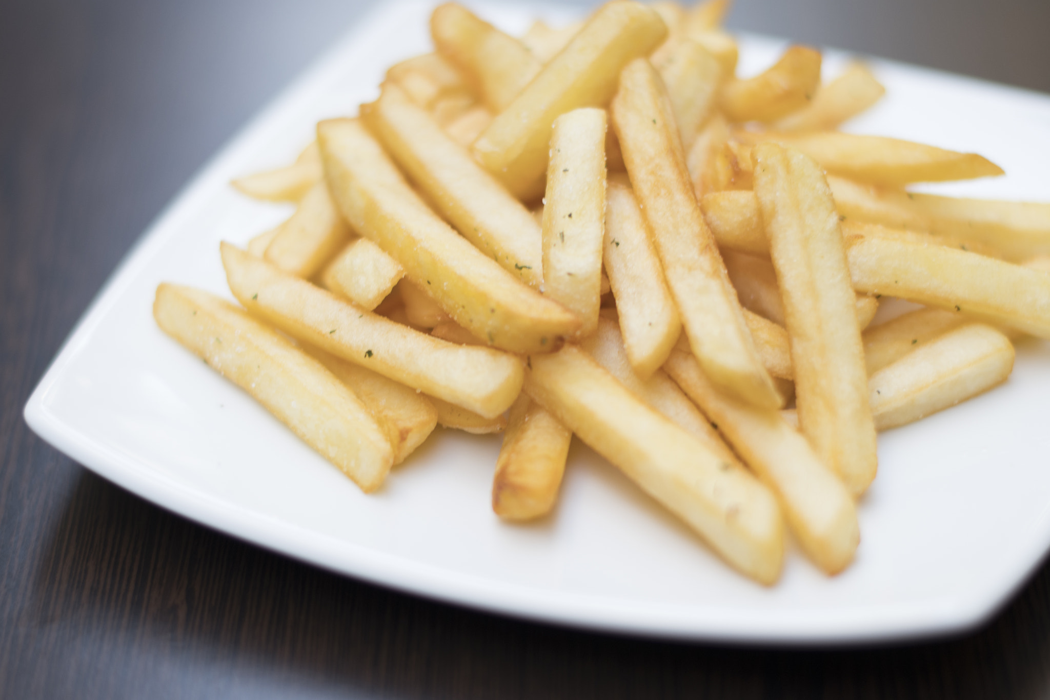 Nikon D500 + Nikon AF-S Nikkor 50mm F1.4G sample photo. French fries in athens photography