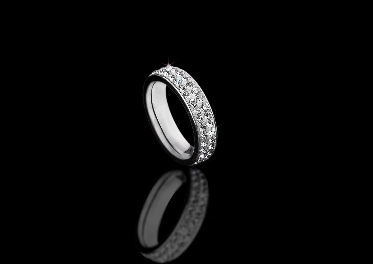 Canon EF 180mm F3.5L Macro USM sample photo. Ring photography