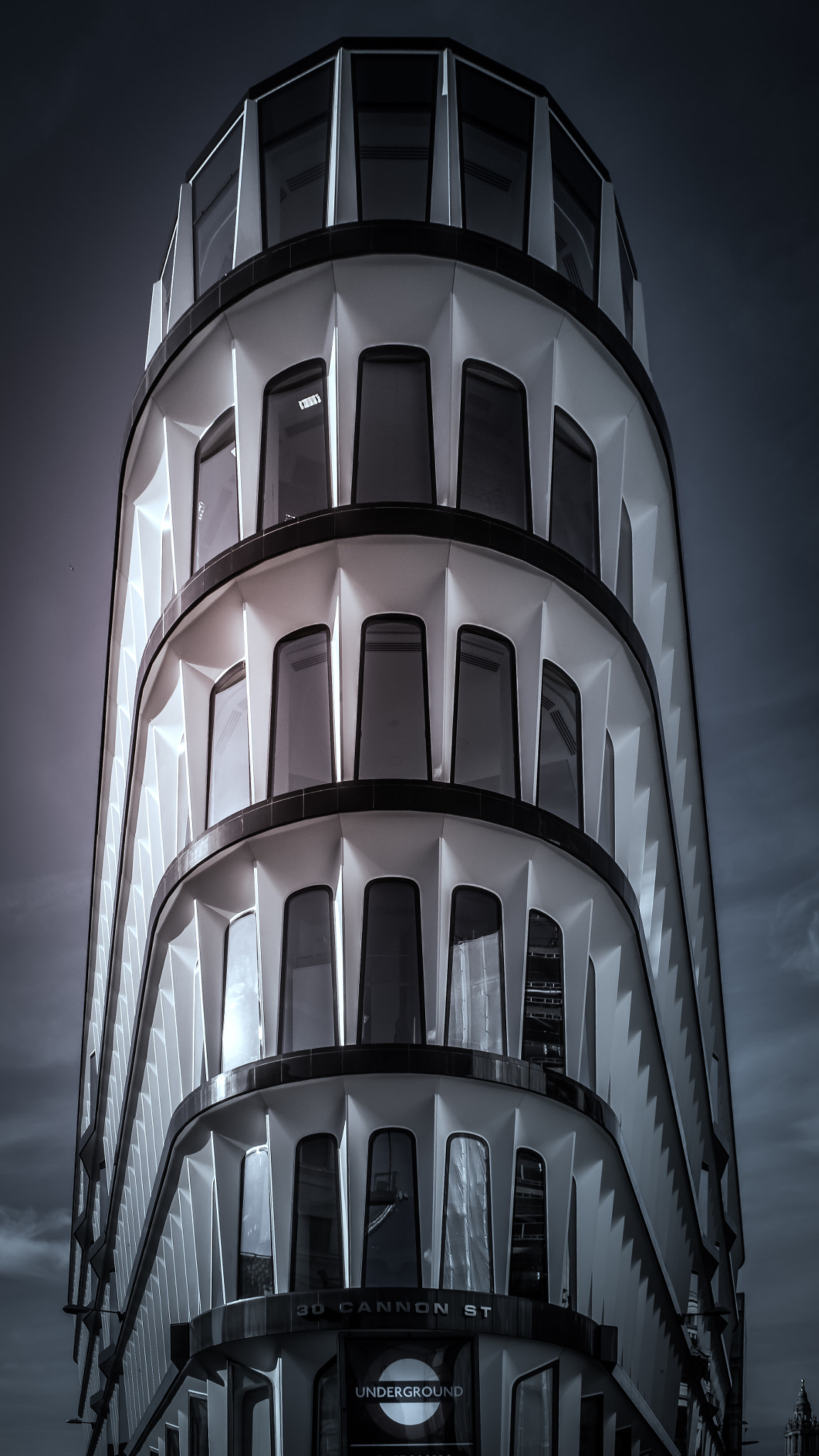 Nikon 1 J5 sample photo. City of london, reminds me of the flatiron in new york photography