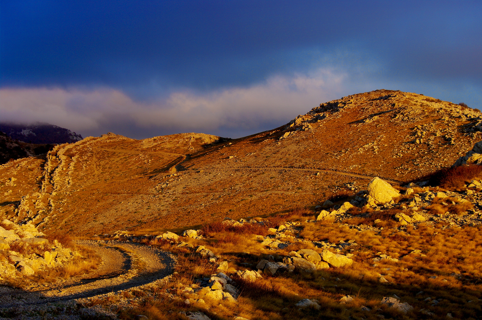 Pentax smc DA 50-200mm F4-5.6 ED WR sample photo. Mountain road photography
