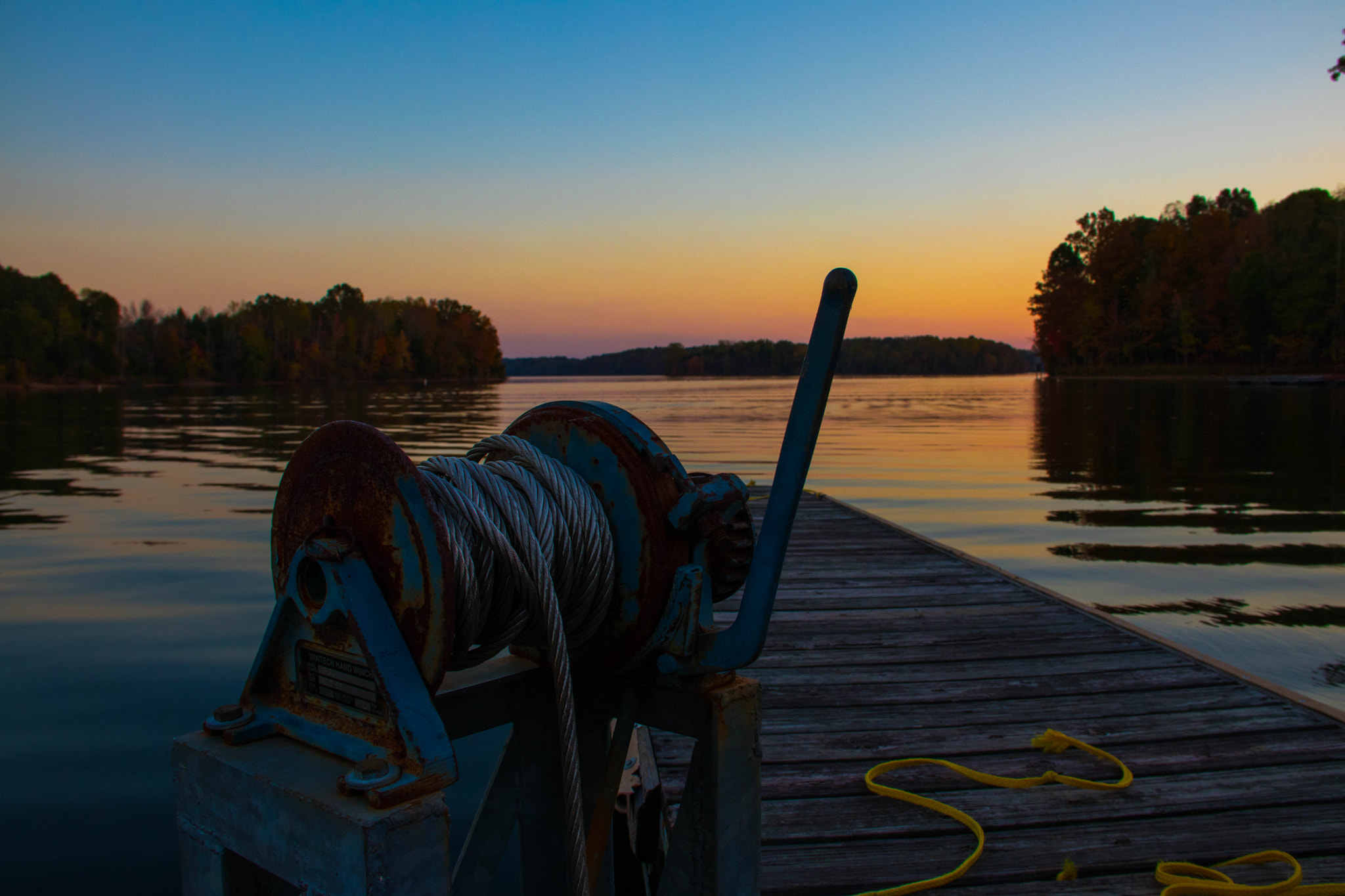 Canon EF-S 18-135mm F3.5-5.6 IS sample photo. Sunset on the dock photography