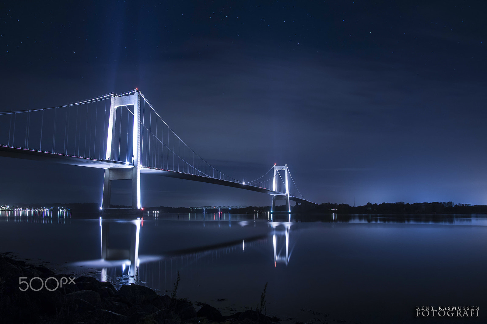 Sony ILCA-77M2 + 17-50mm F2.8 sample photo. The two little belt bridges at night photography