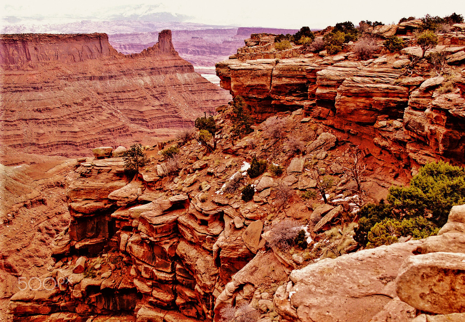 KONICA MINOLTA DiMAGE Z6 sample photo. Red rocks of southern utah photography