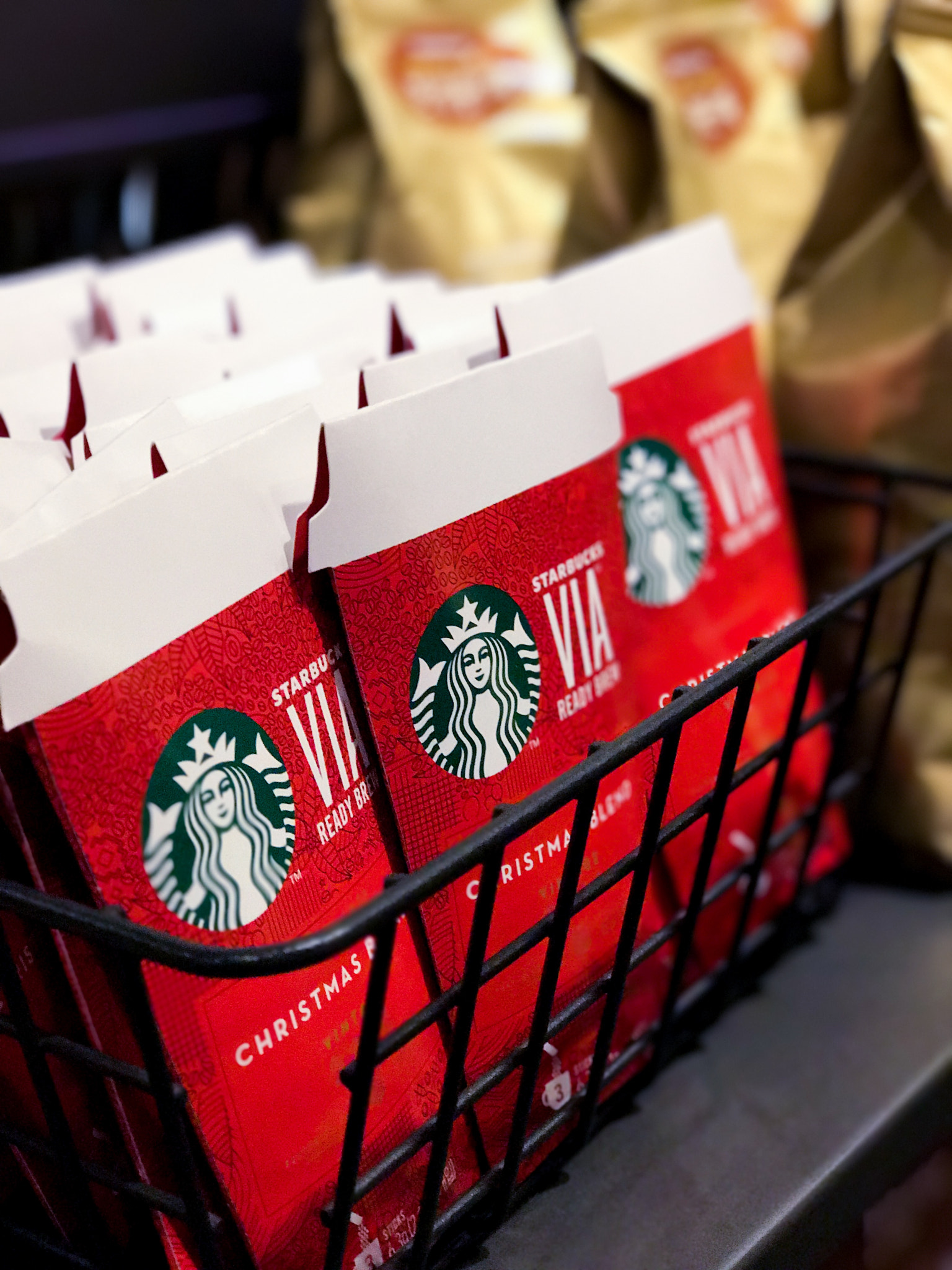 Apple iPhone 7 Plus sample photo. Starbucks christmas via photography