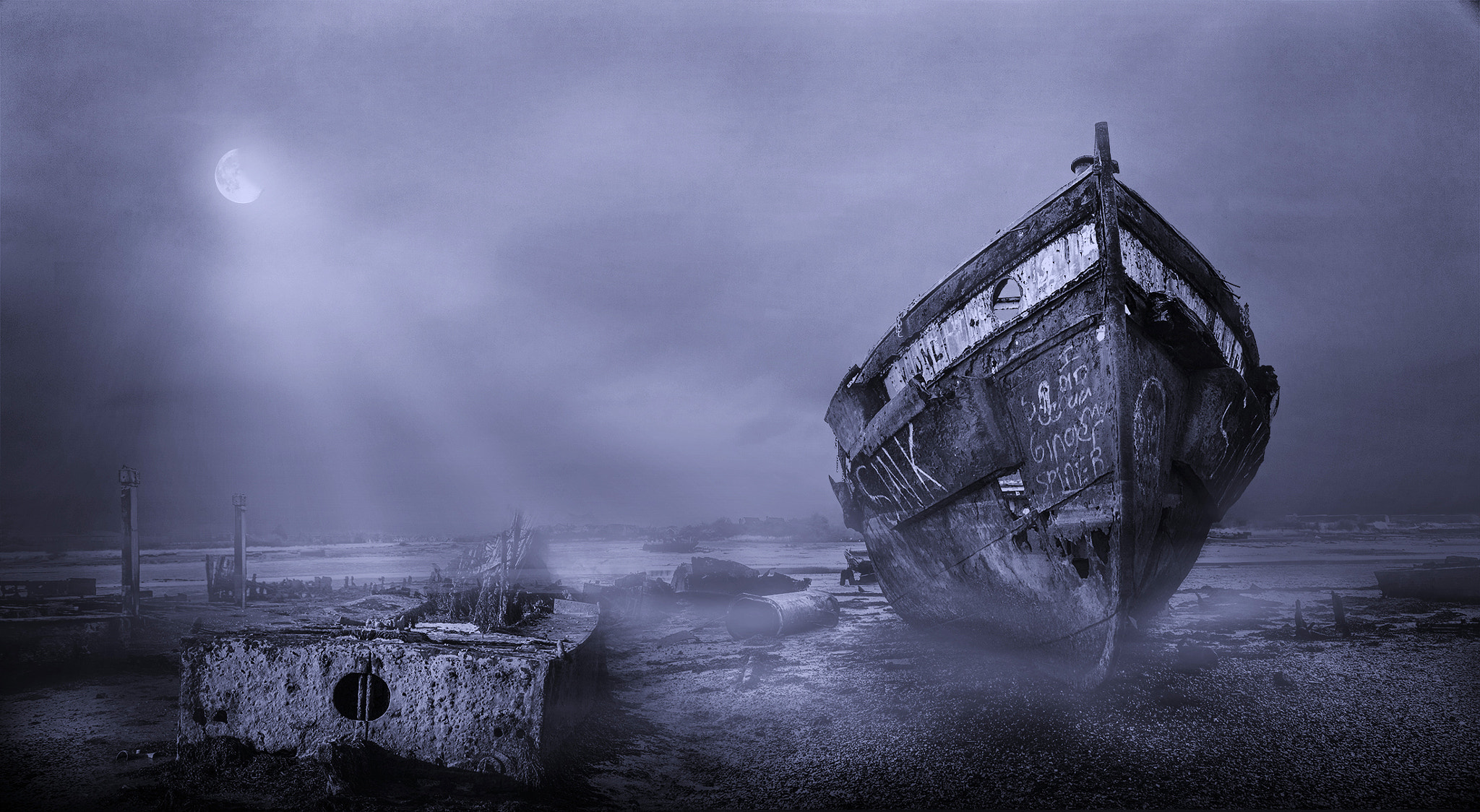 Nikon AF-S Nikkor 17-35mm F2.8D ED-IF sample photo. Ghost ship photography