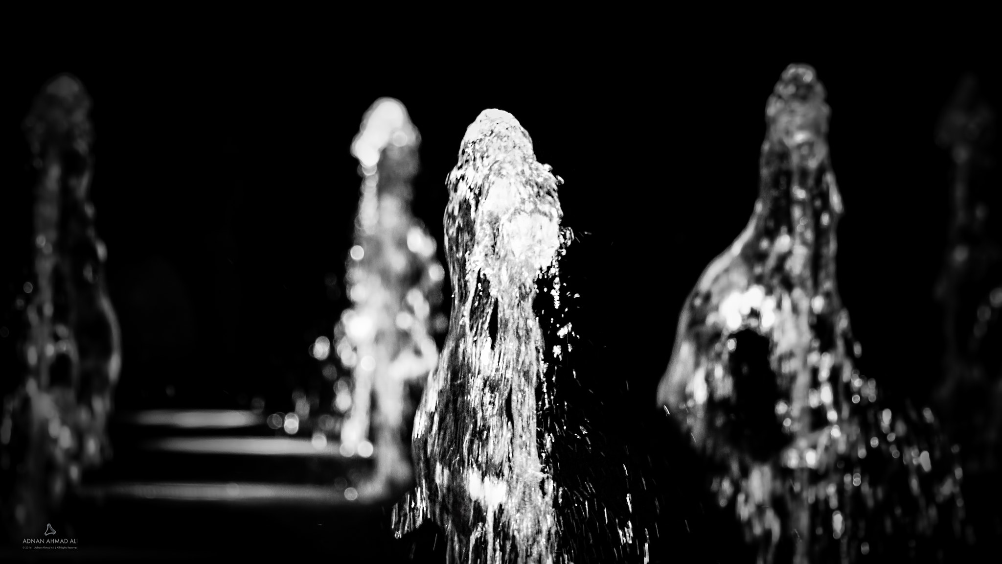 Sigma 70-300mm F4-5.6 APO DG Macro sample photo. Fountains in night photography