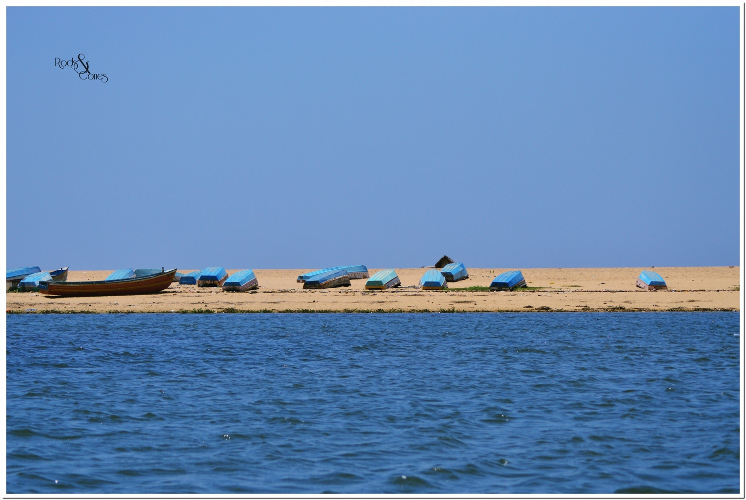 Nikon AF Nikkor 70-300mm F4-5.6G sample photo. Fishing boats photography