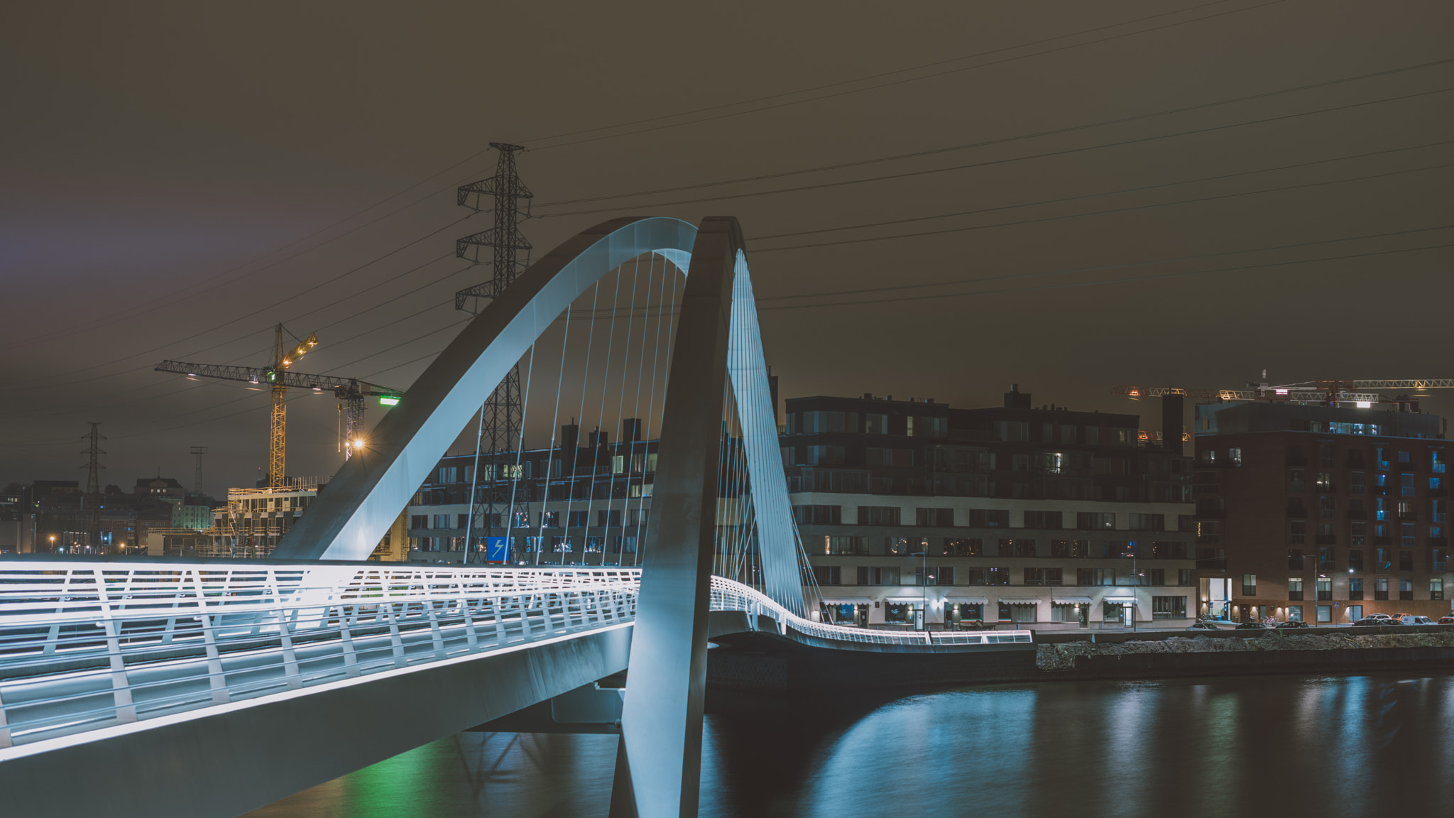 Sony a7R + Sony FE 50mm F1.8 sample photo. Grandfather bridge photography