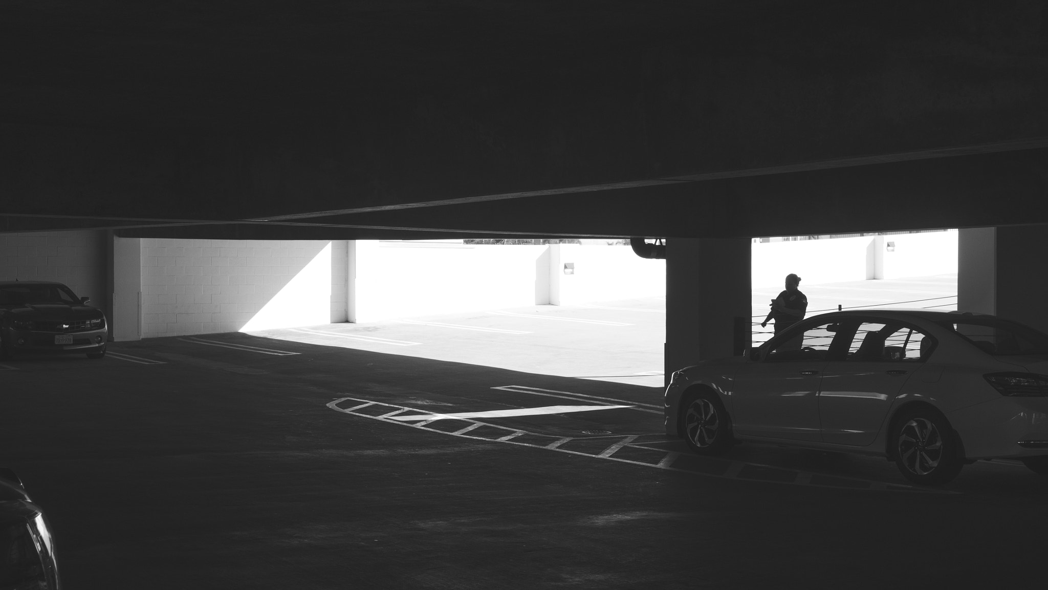 Panasonic Lumix DMC-G7 + Olympus M.Zuiko Digital ED 12-40mm F2.8 Pro sample photo. Parking structure photography