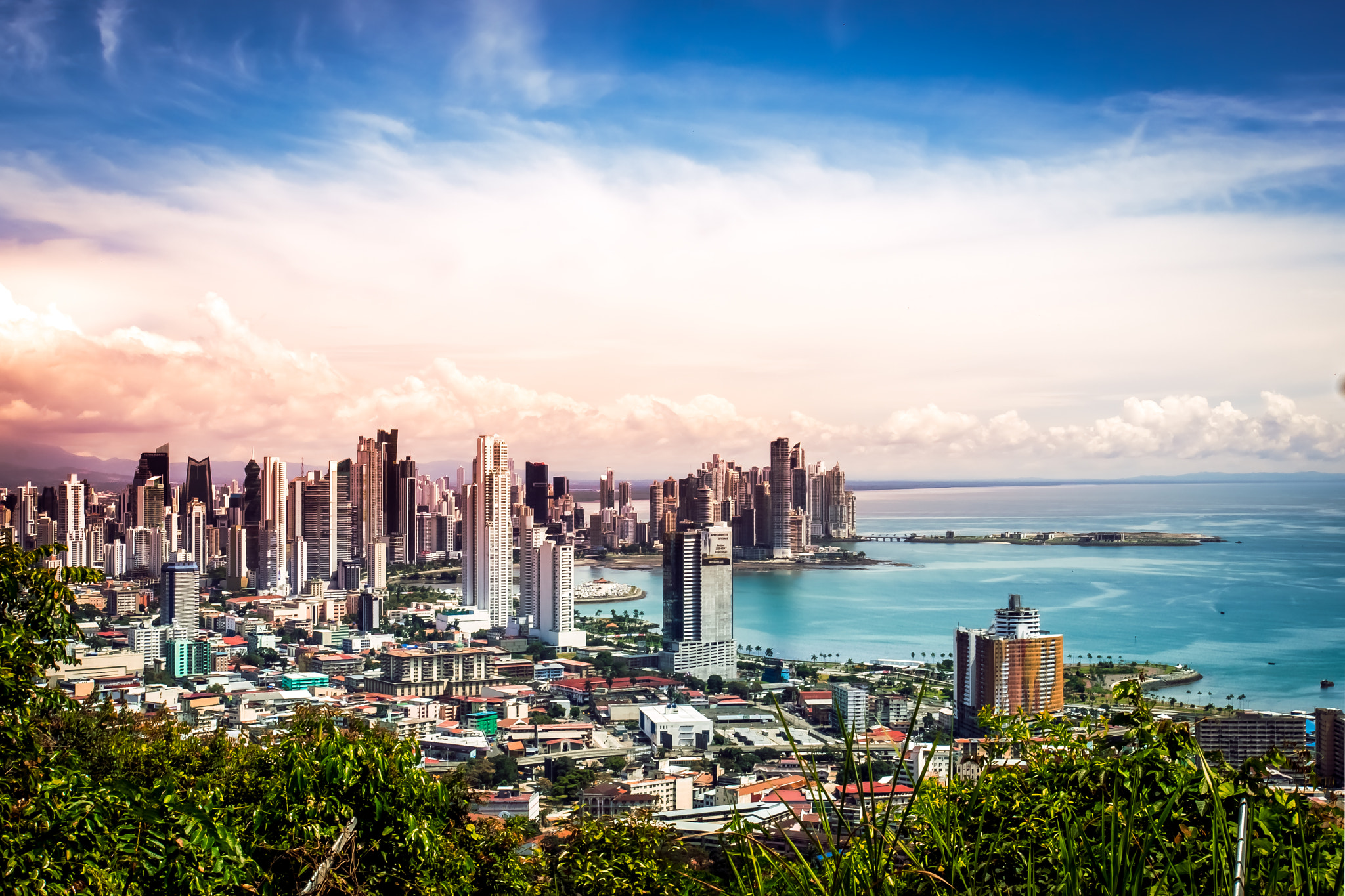 Tamron 18-270mm F3.5-6.3 Di II PZD sample photo. My name is panama photography