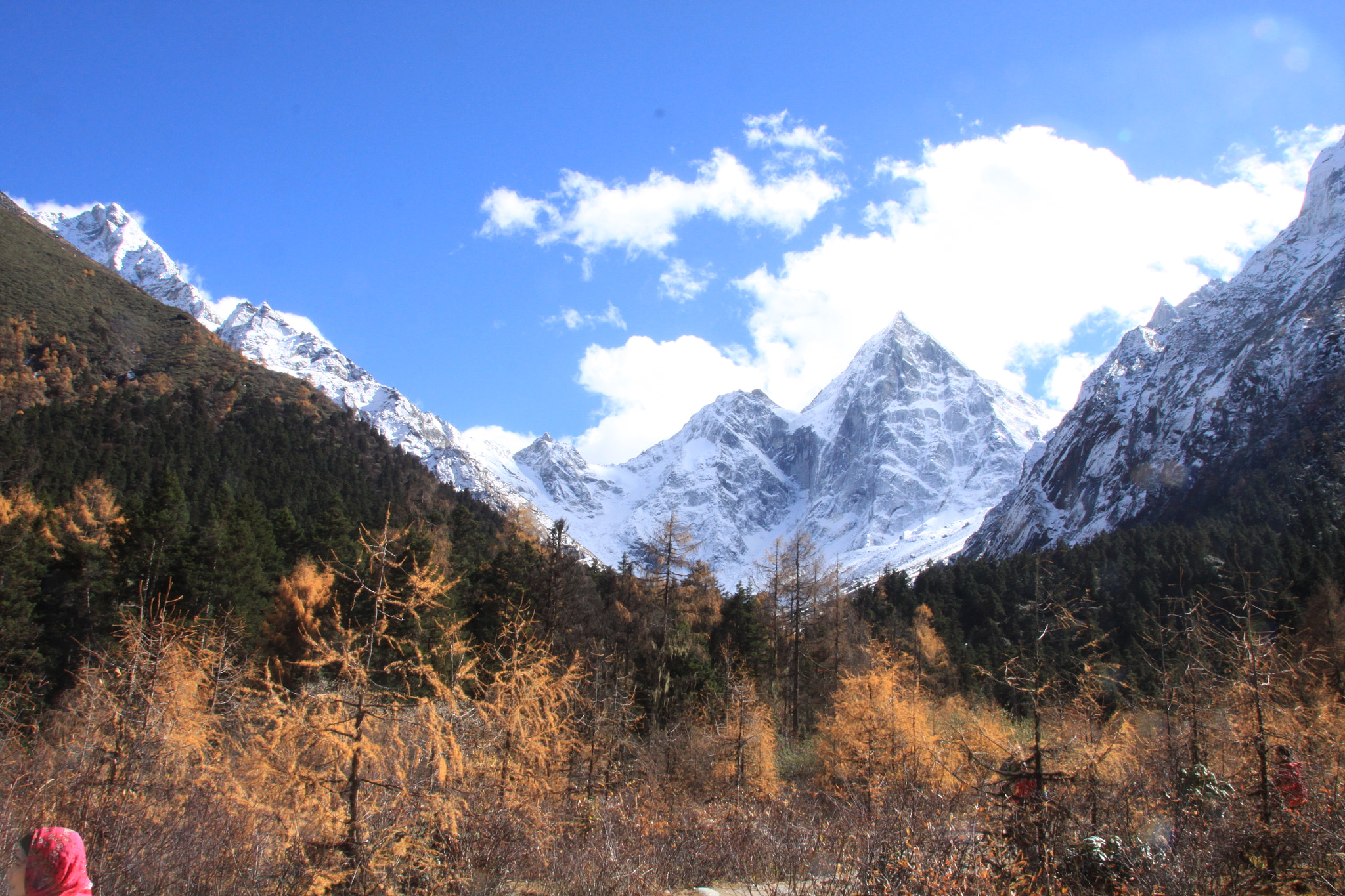 Sigma 18-200mm f/3.5-6.3 DC OS sample photo. 毕棚沟秋色 photography