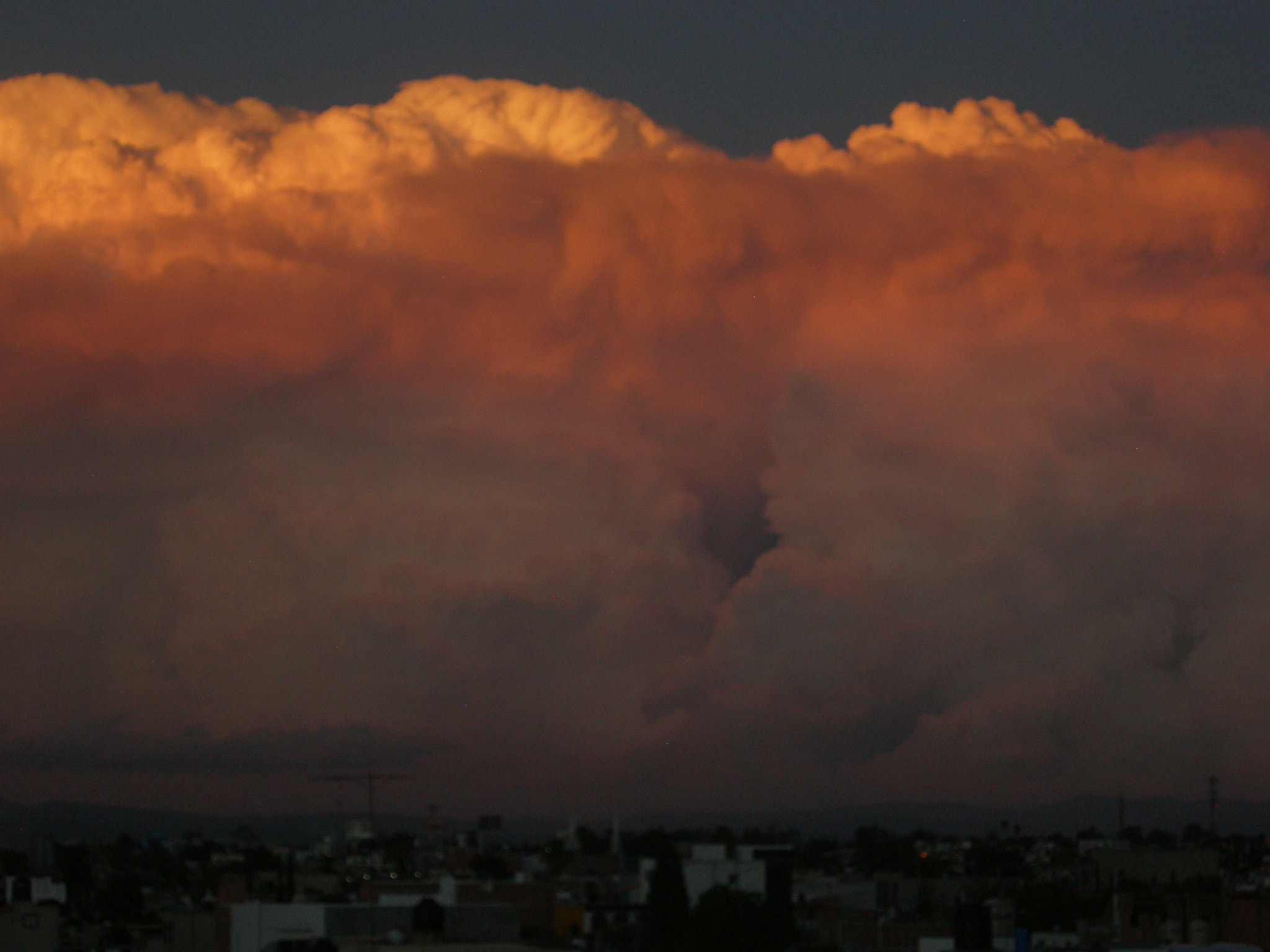 Nikon COOLPIX P1 sample photo. Rising above the city photography