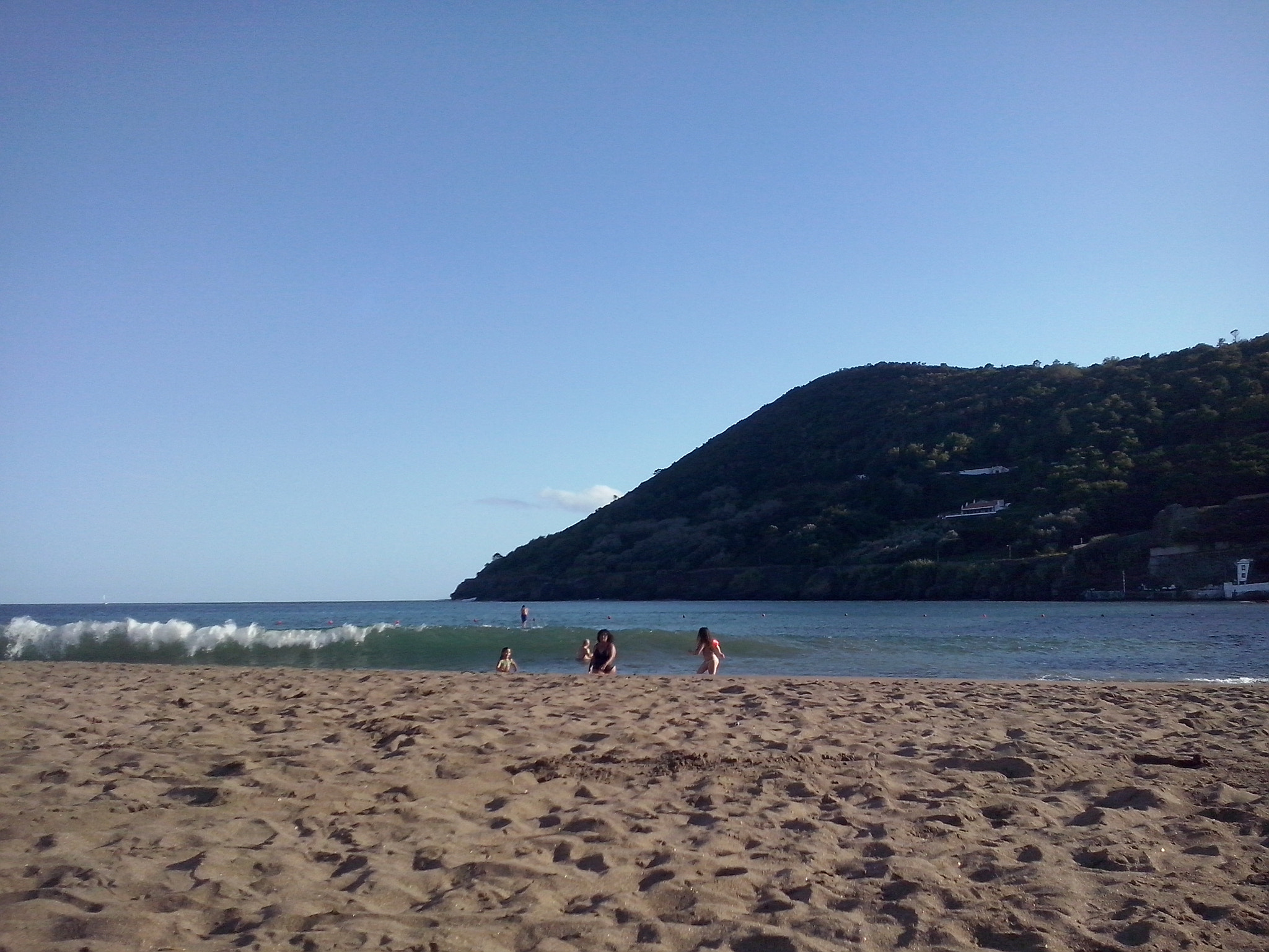 LG OPTIMUS L5 II sample photo. Third island azores - prainha & monte brasil photography