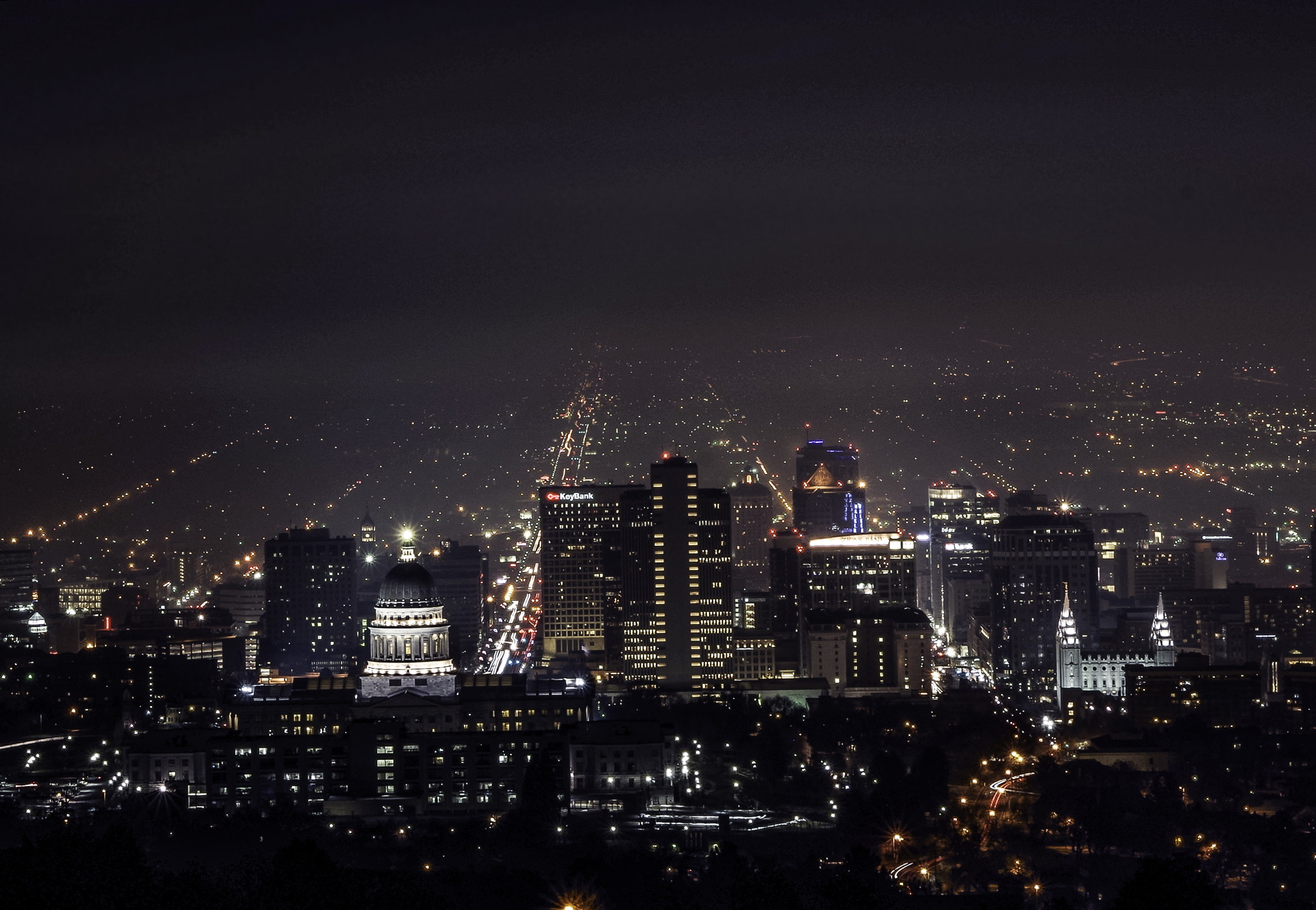 Sigma 17-50mm F2.8 EX DC HSM sample photo. Salt lake city at night photography