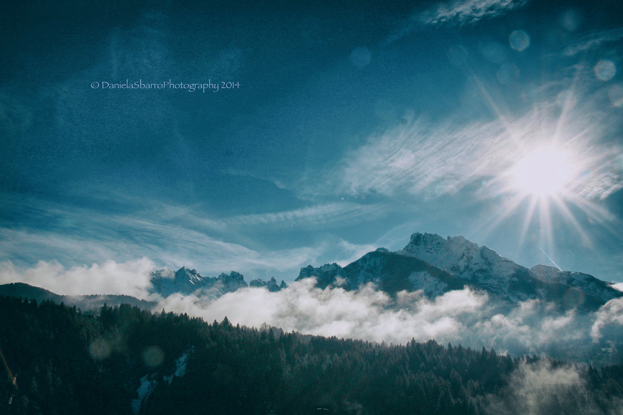Sigma 18-200mm f/3.5-6.3 DC OS sample photo. E fu la luce photography