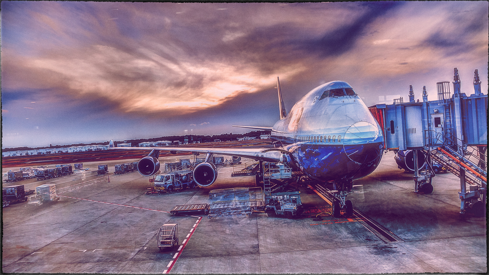 Nikon D60 + Sigma 18-200mm F3.5-6.3 DC sample photo. Airportblues photography