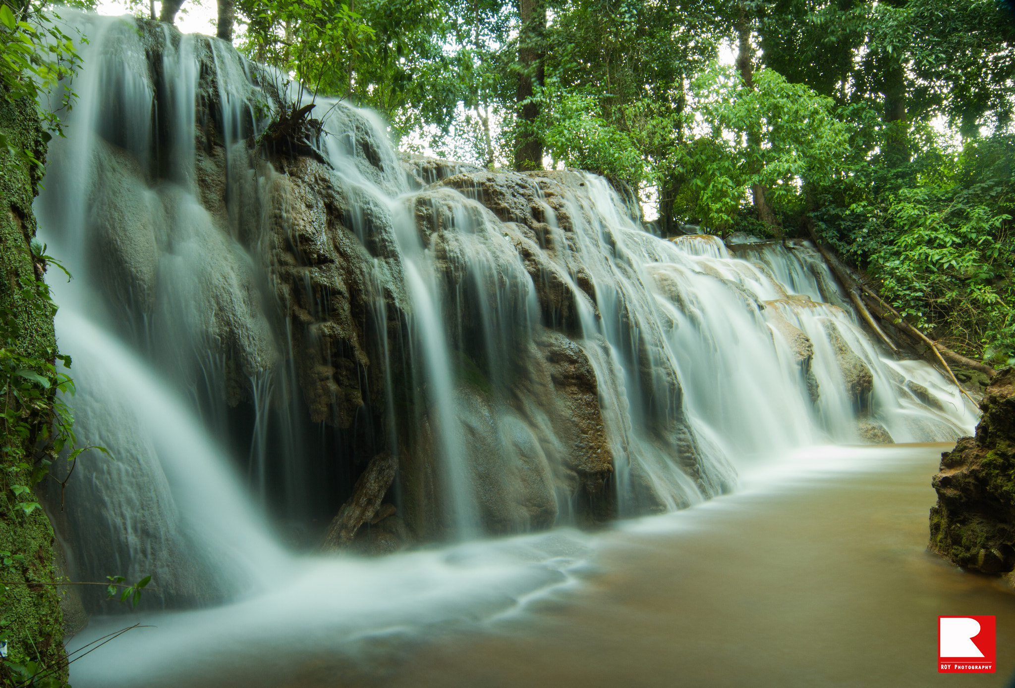 Canon EOS 7D + Sigma 12-24mm F4.5-5.6 EX DG Aspherical HSM sample photo. Waterfall photography