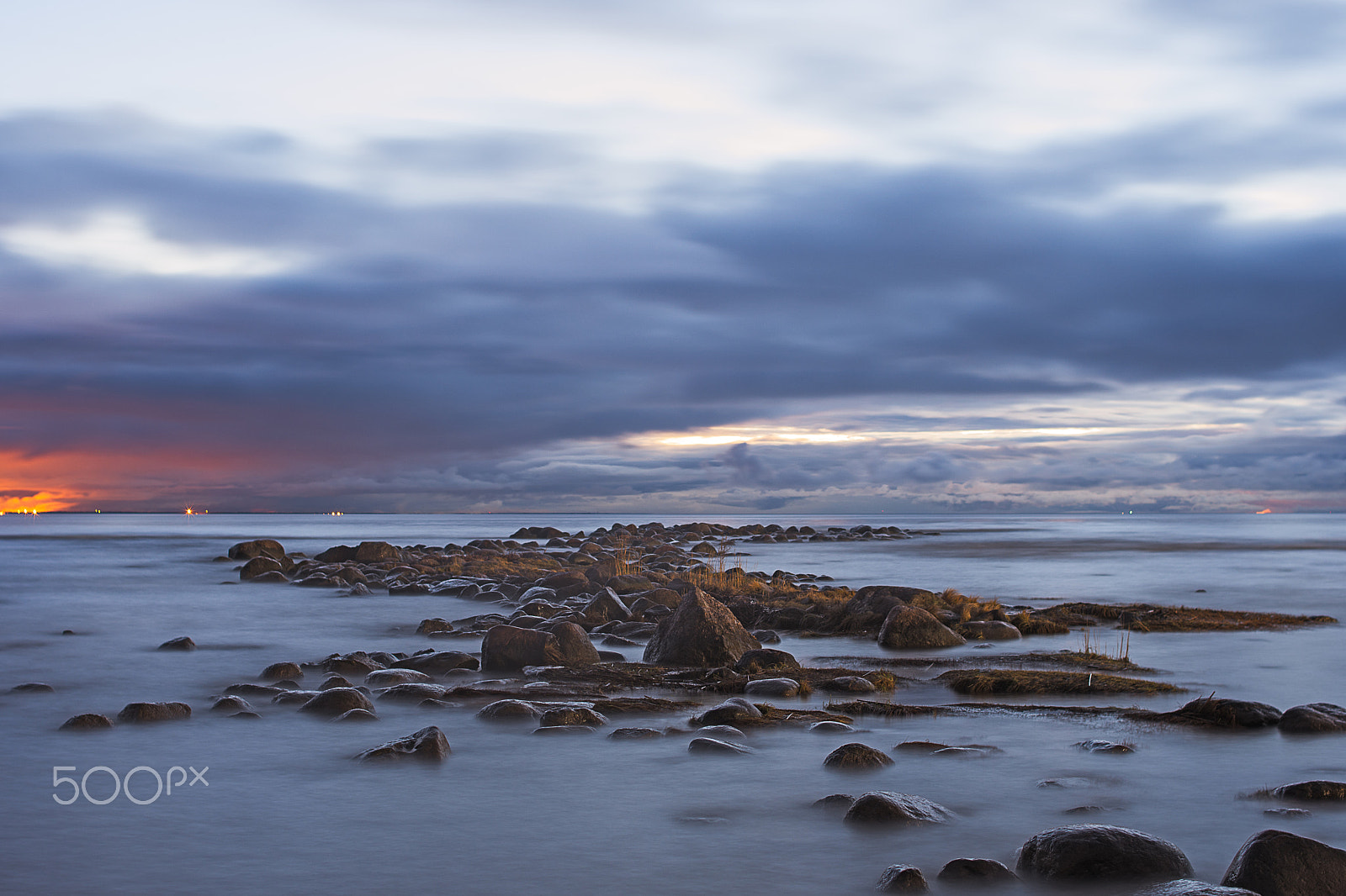 Nikon D7200 + Nikon AF Nikkor 35mm F2D sample photo. Evening bay photography