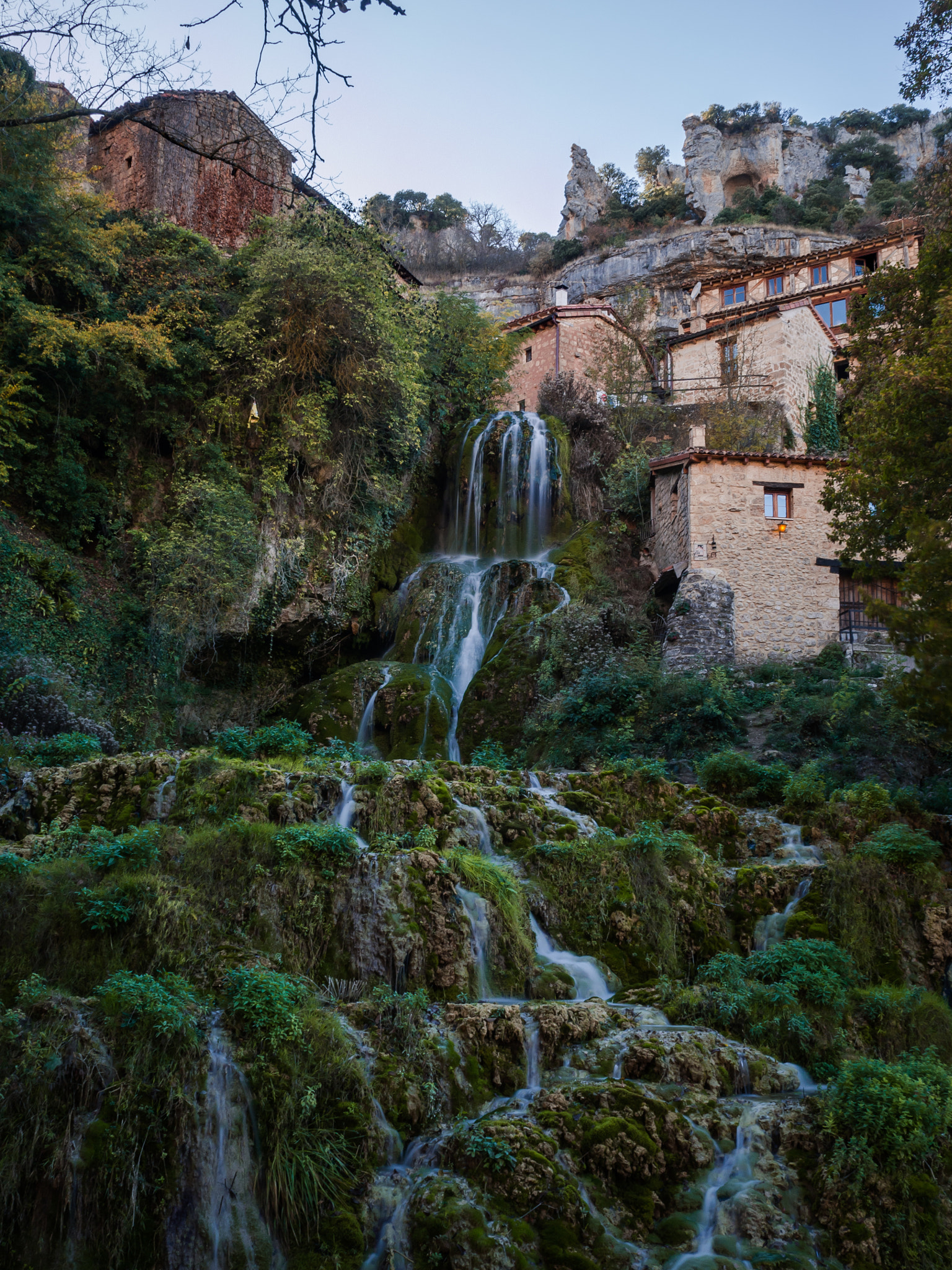 Olympus OM-D E-M10 II + Olympus M.Zuiko Digital 17mm F1.8 sample photo. Orbaneja del castillo. photography